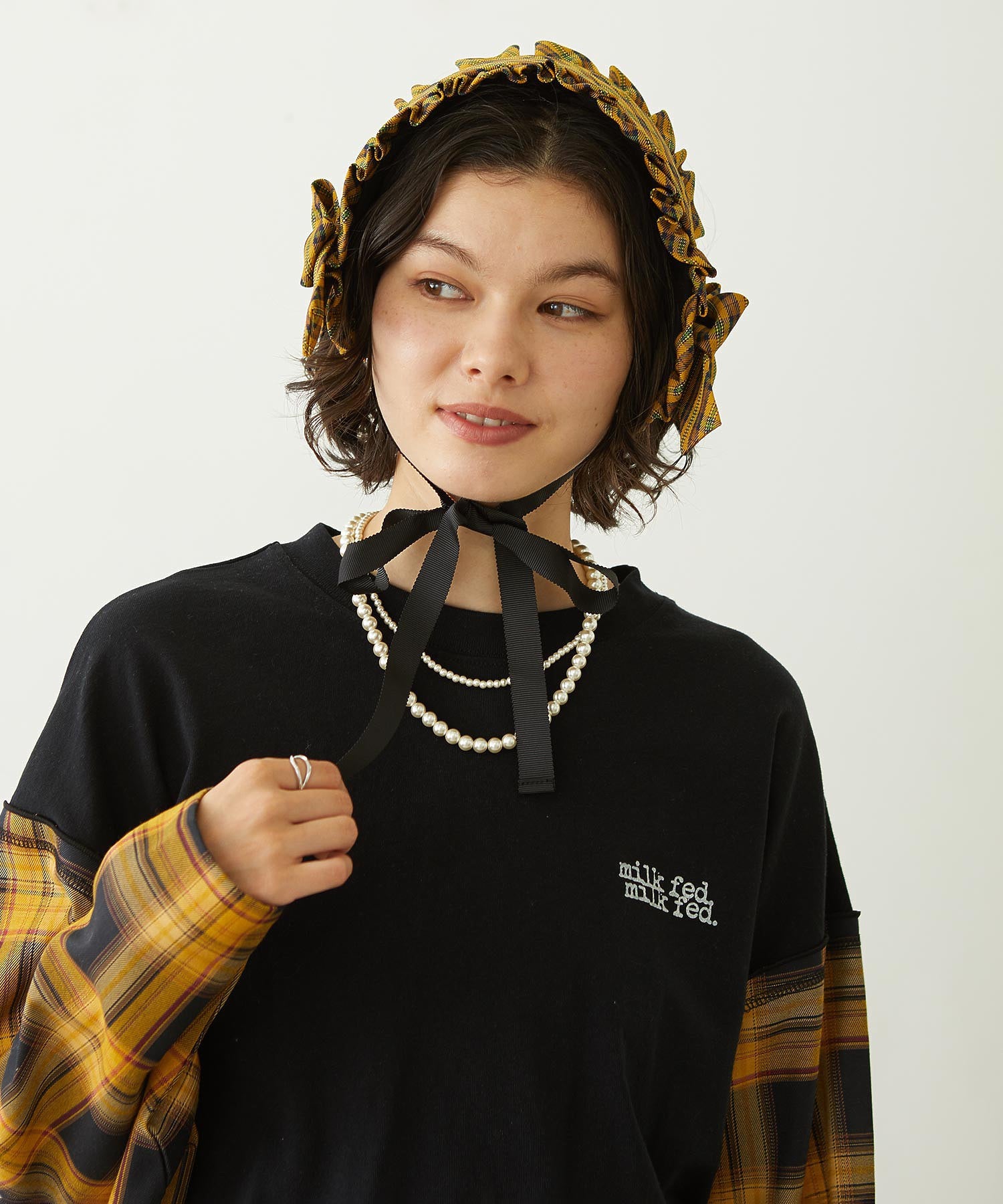 FRILLED TARTAN EARMUFFS