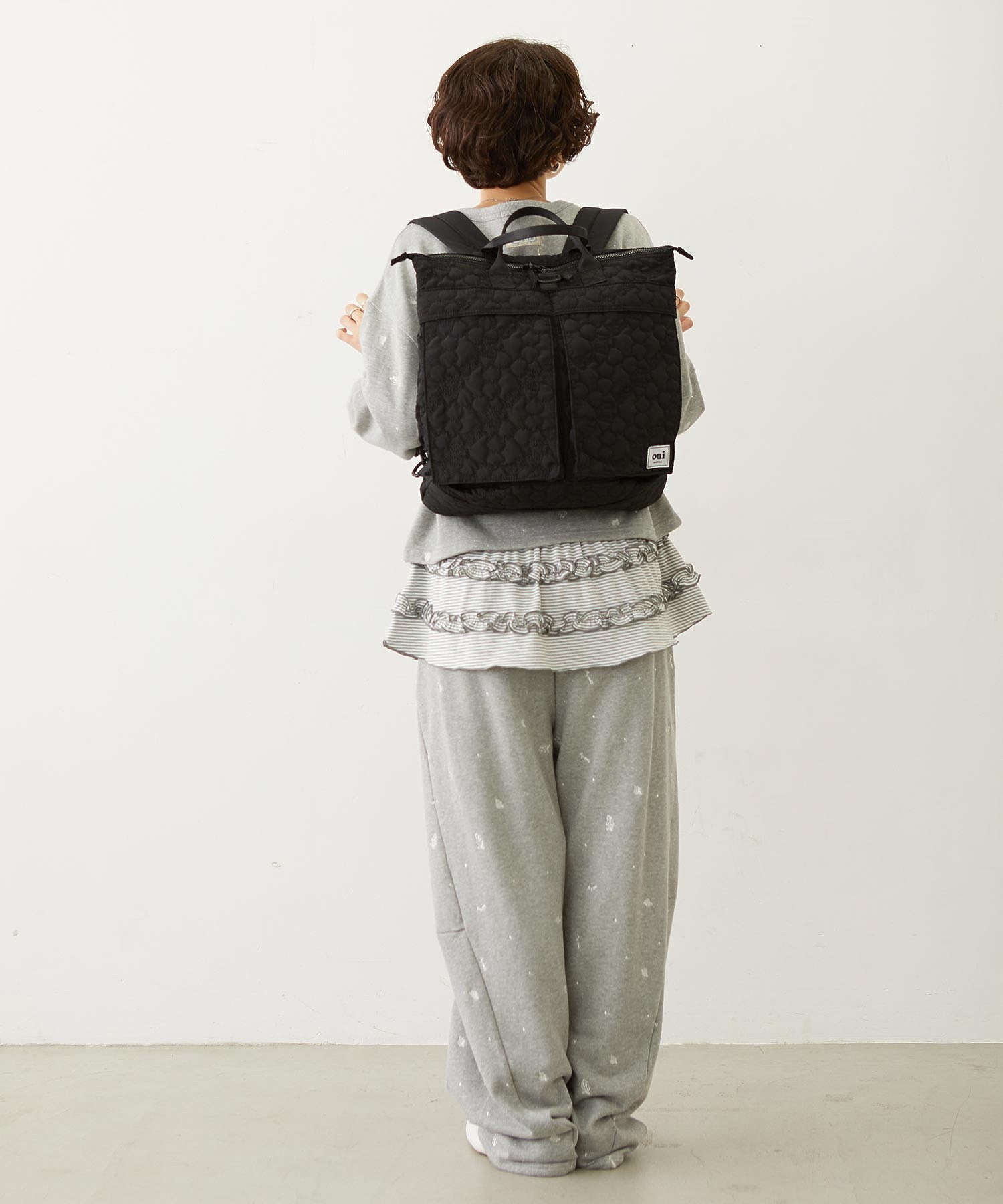 CHERRY QUILTED HELMET BAG