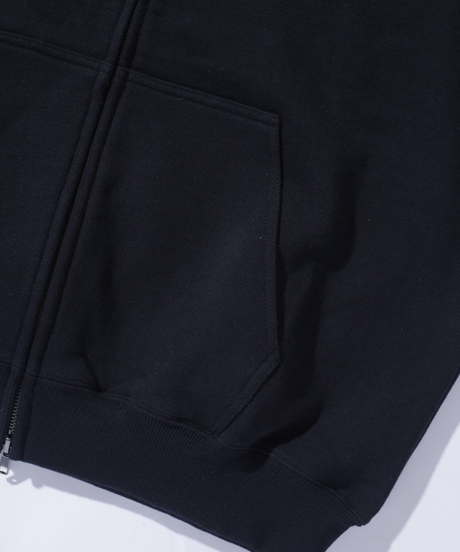 CRATE DIGGER ZIP HOODED SWEATSHIRT