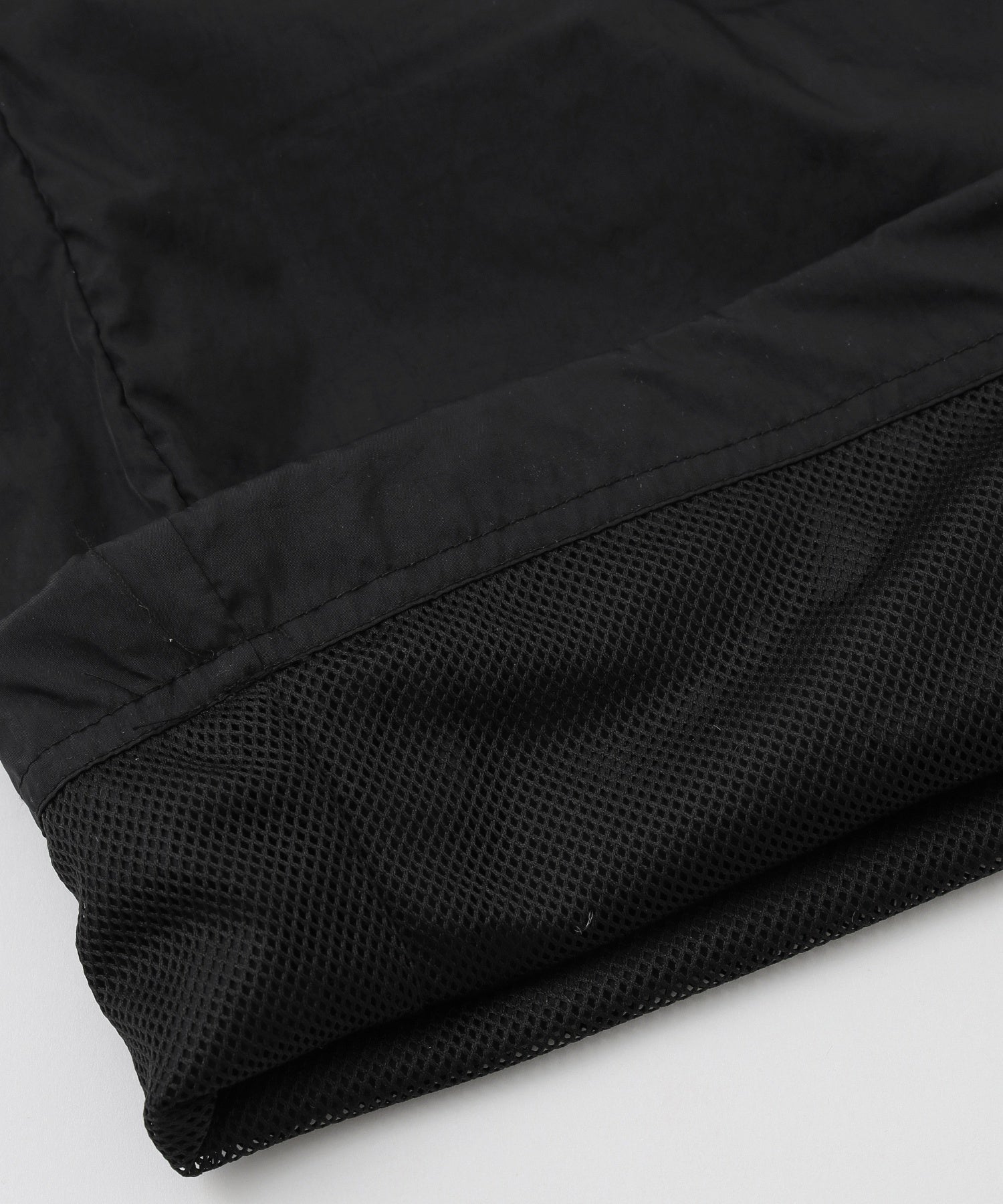 FACE LABEL TRACK PANTS