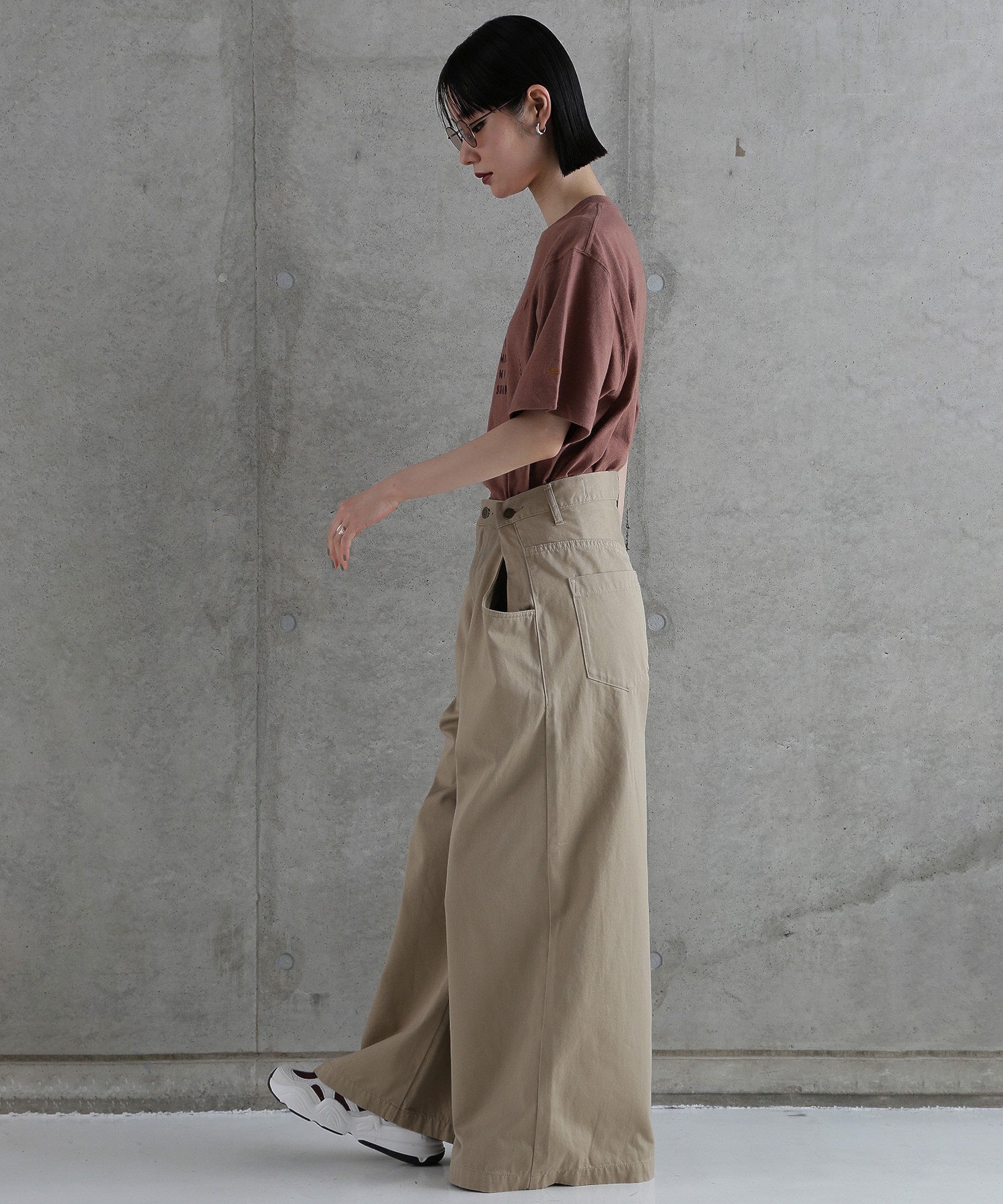 サスペンダータックワイドパンツ