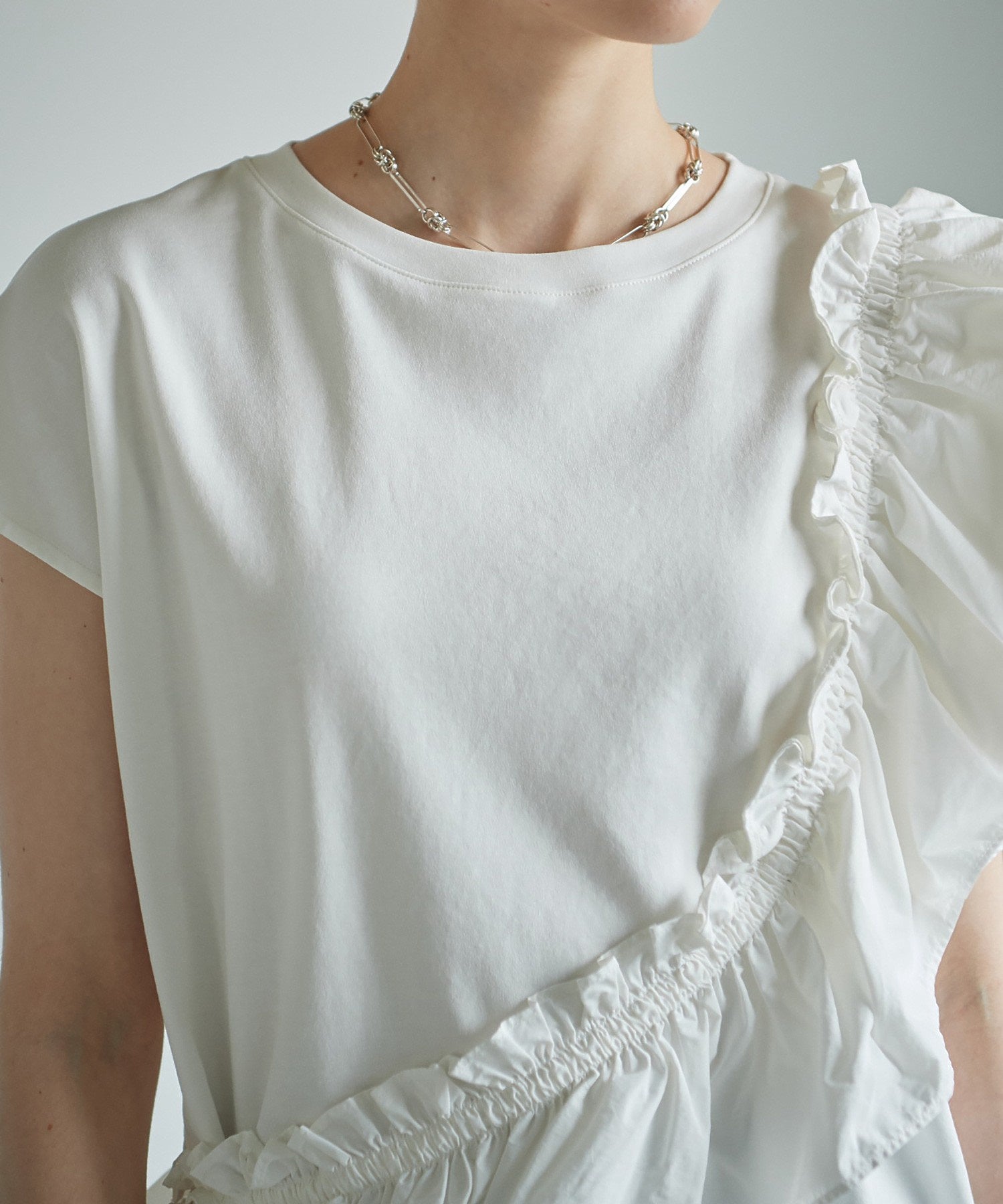 2WAYフリルドッキングカットソー