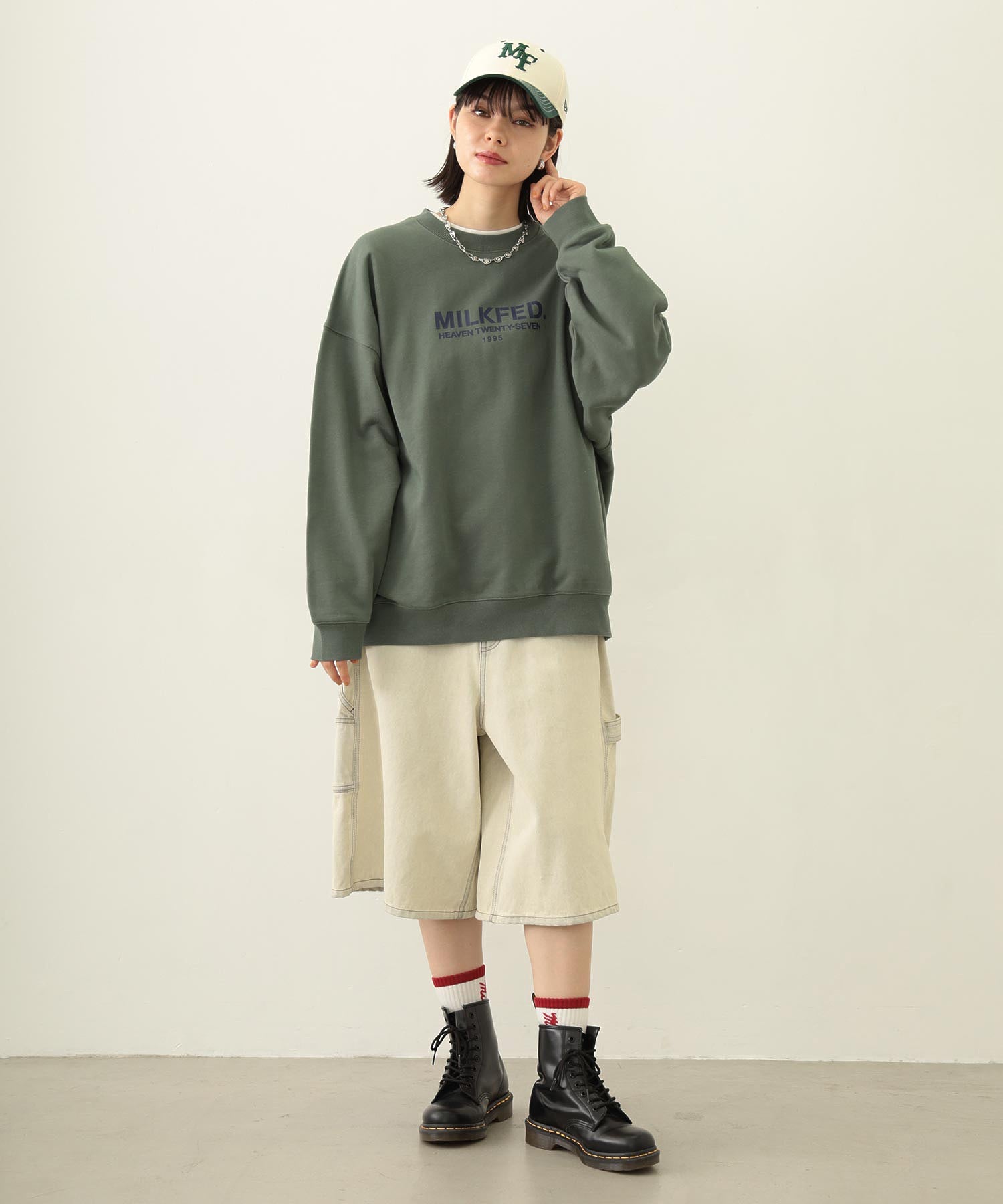 STENCIL LOGO WIDE CREW SWEAT TOP