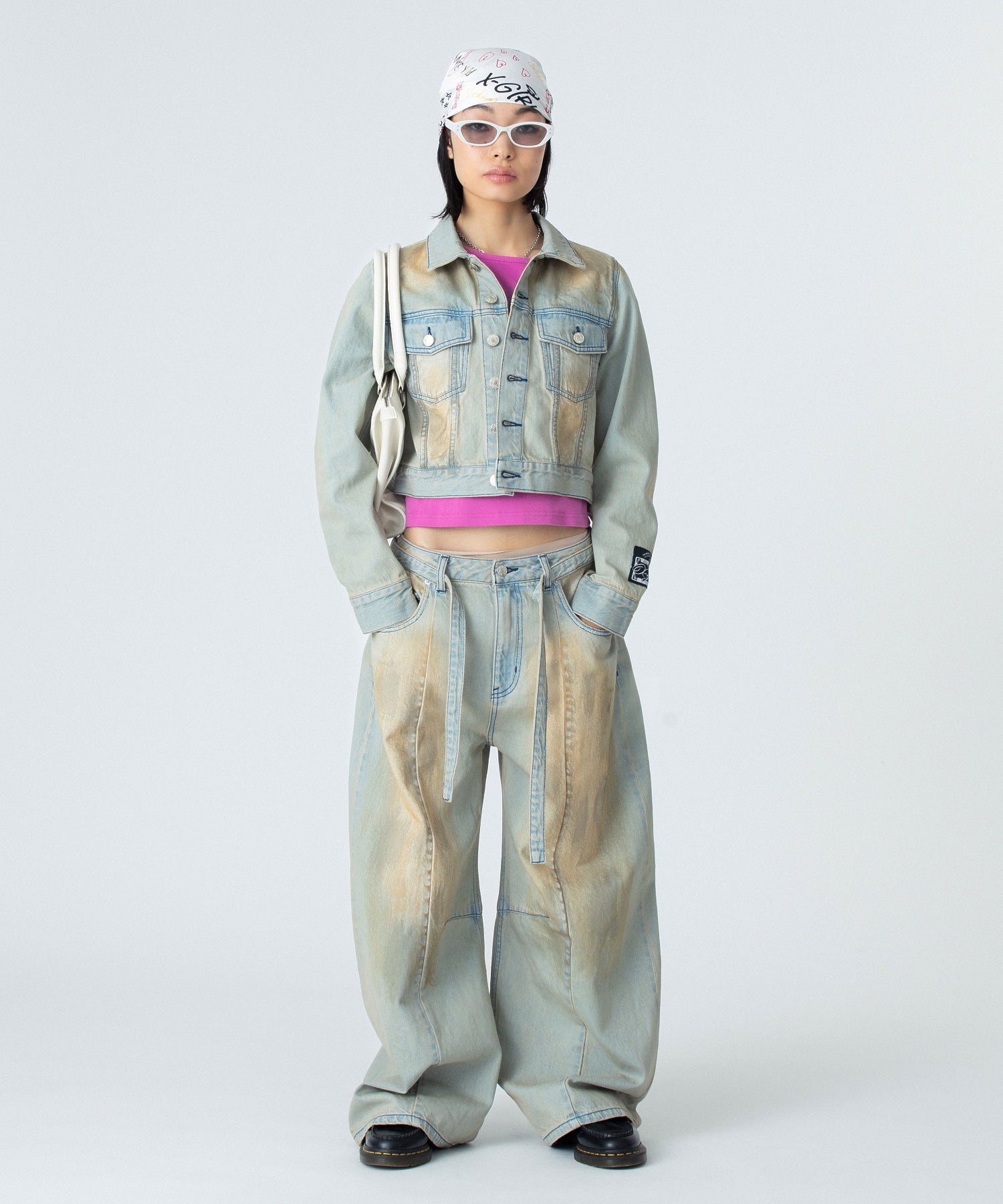 SPRAY AND CURSIVE SCRIPT LOGO S/S BABY TEE