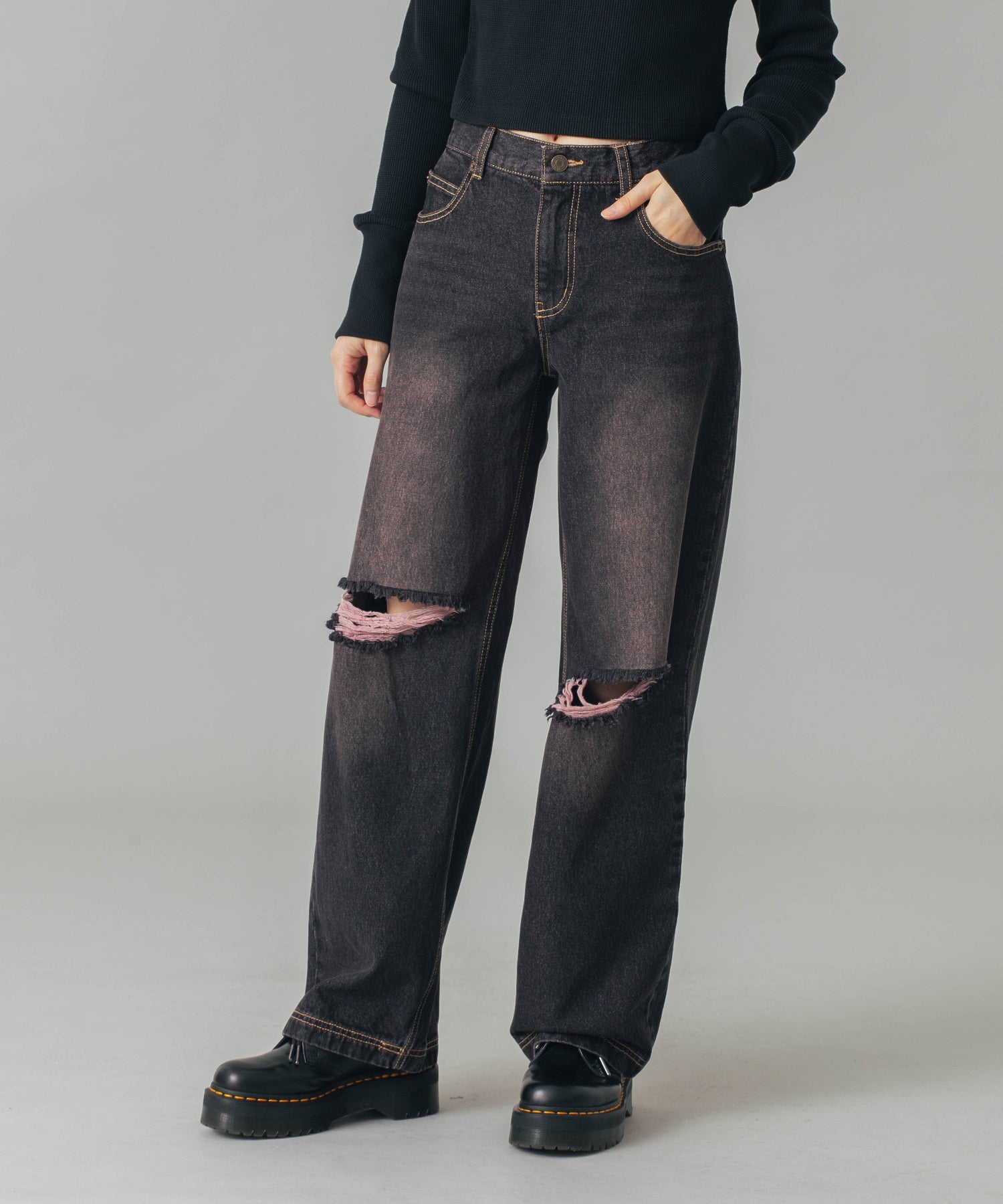 LOW RISE DISTRESSED DENIM PANTS