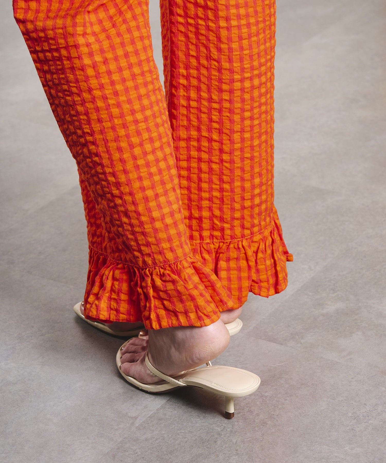 GINGHAM FRILL HEM PANTS