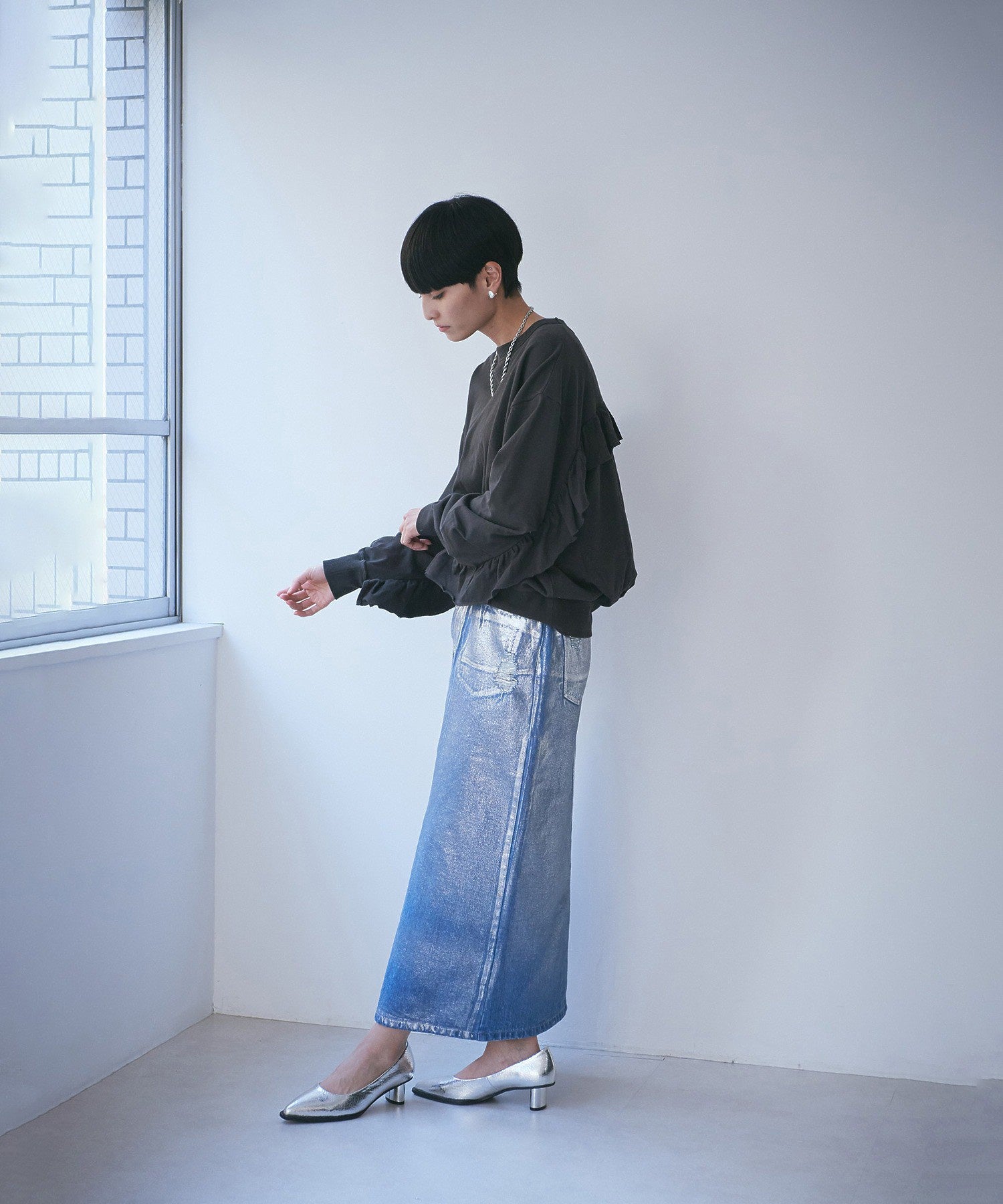 バックフリルカットソー
