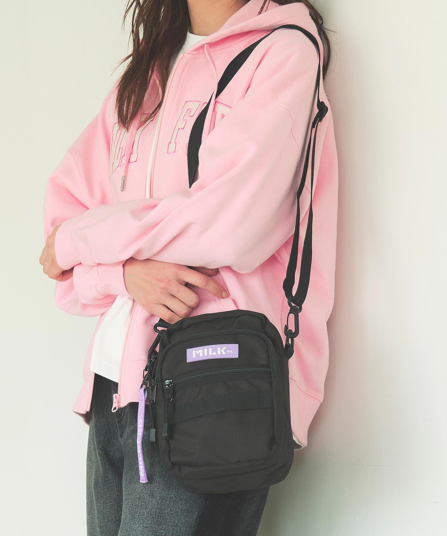 ACTIVE FRONT POCKET MOLLE SHOULDER BAG MILKFED.