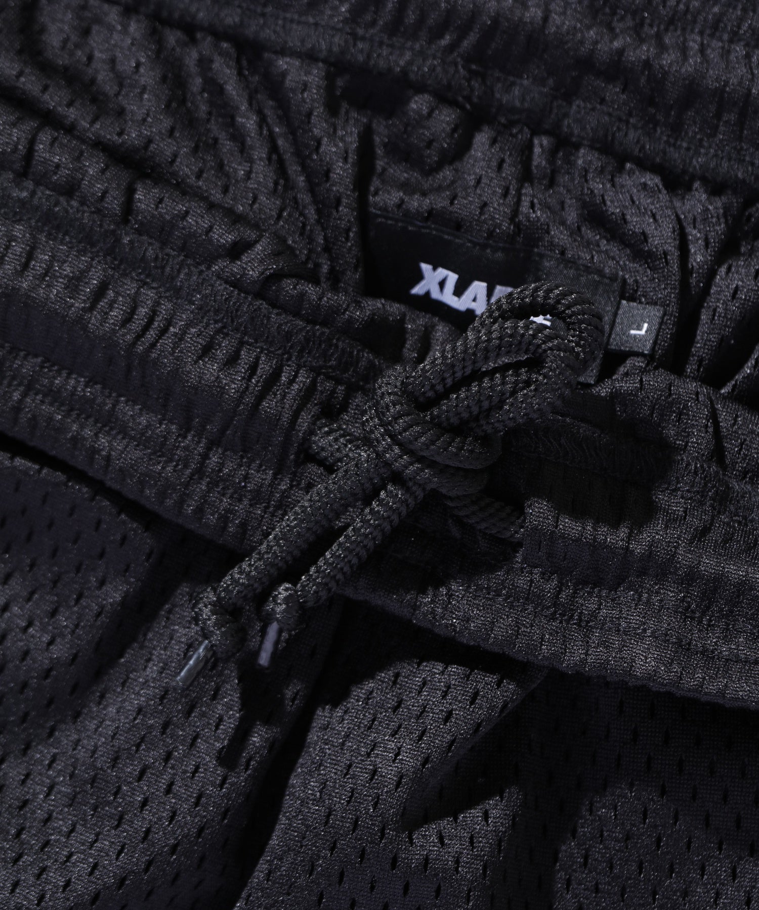 DISTORTION MESH EASY SHORTS