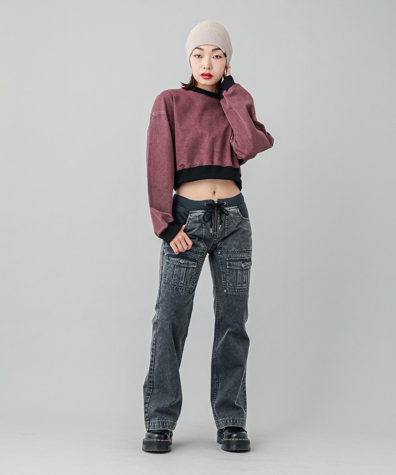 WOVEN CROPPED CREWNECK TOP