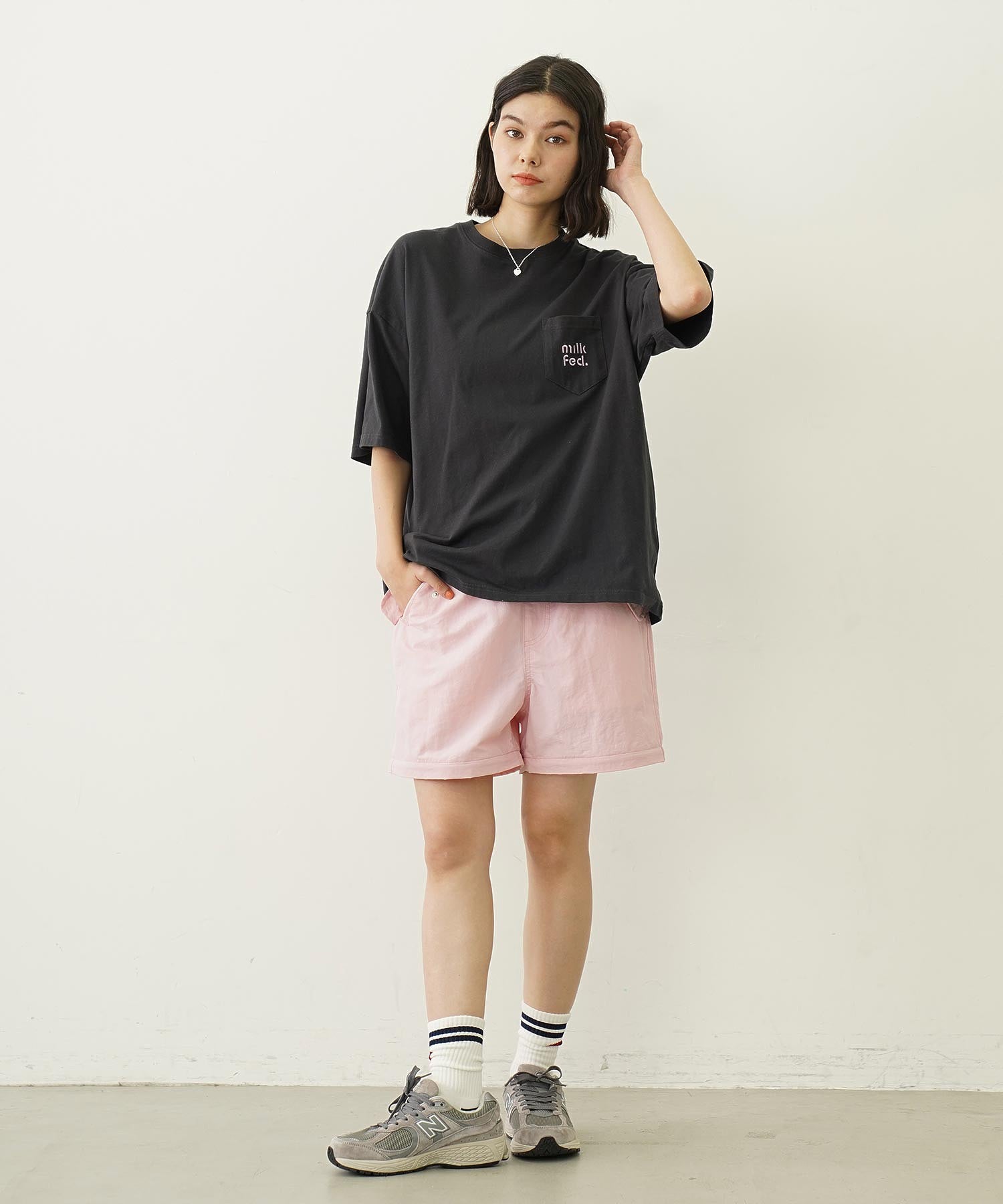 CUT OUT LOGO POCKET WIDE S/S TEE