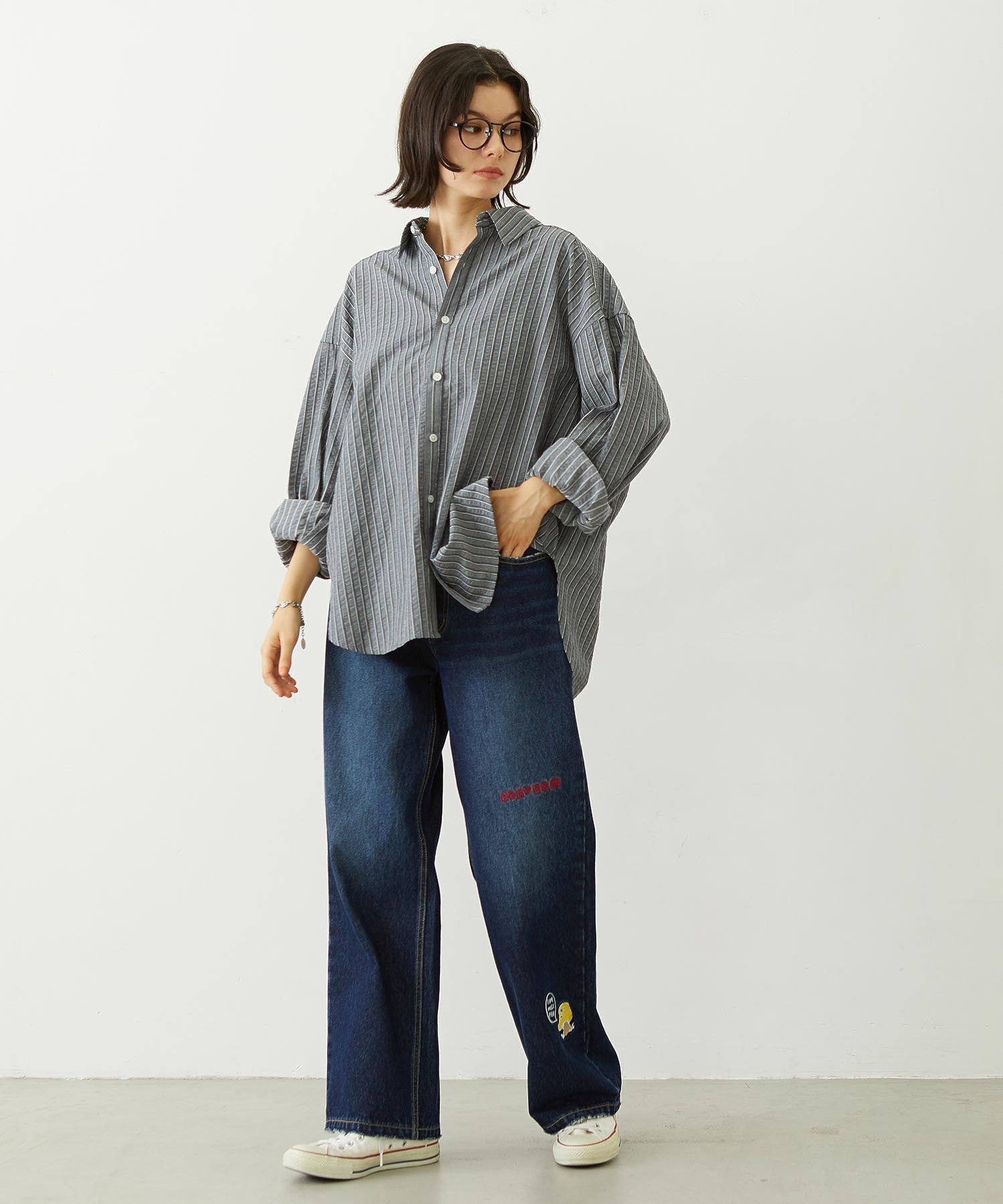 DOODLE EMBROIDERED DENIM PANTS