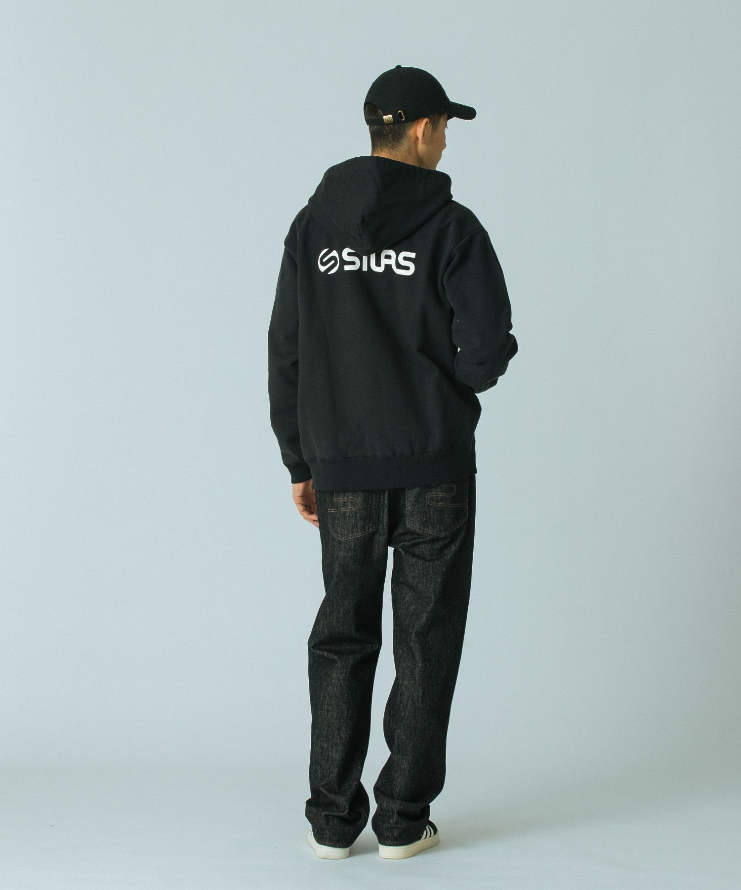 model：H183 着用サイズ：L