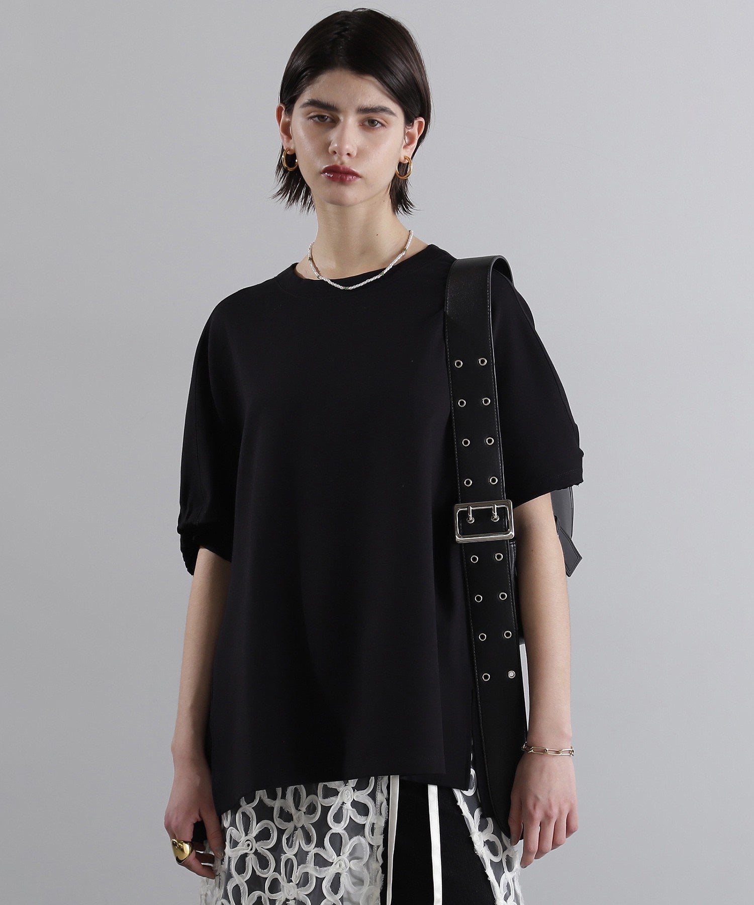 ボックスシルエットカットソー