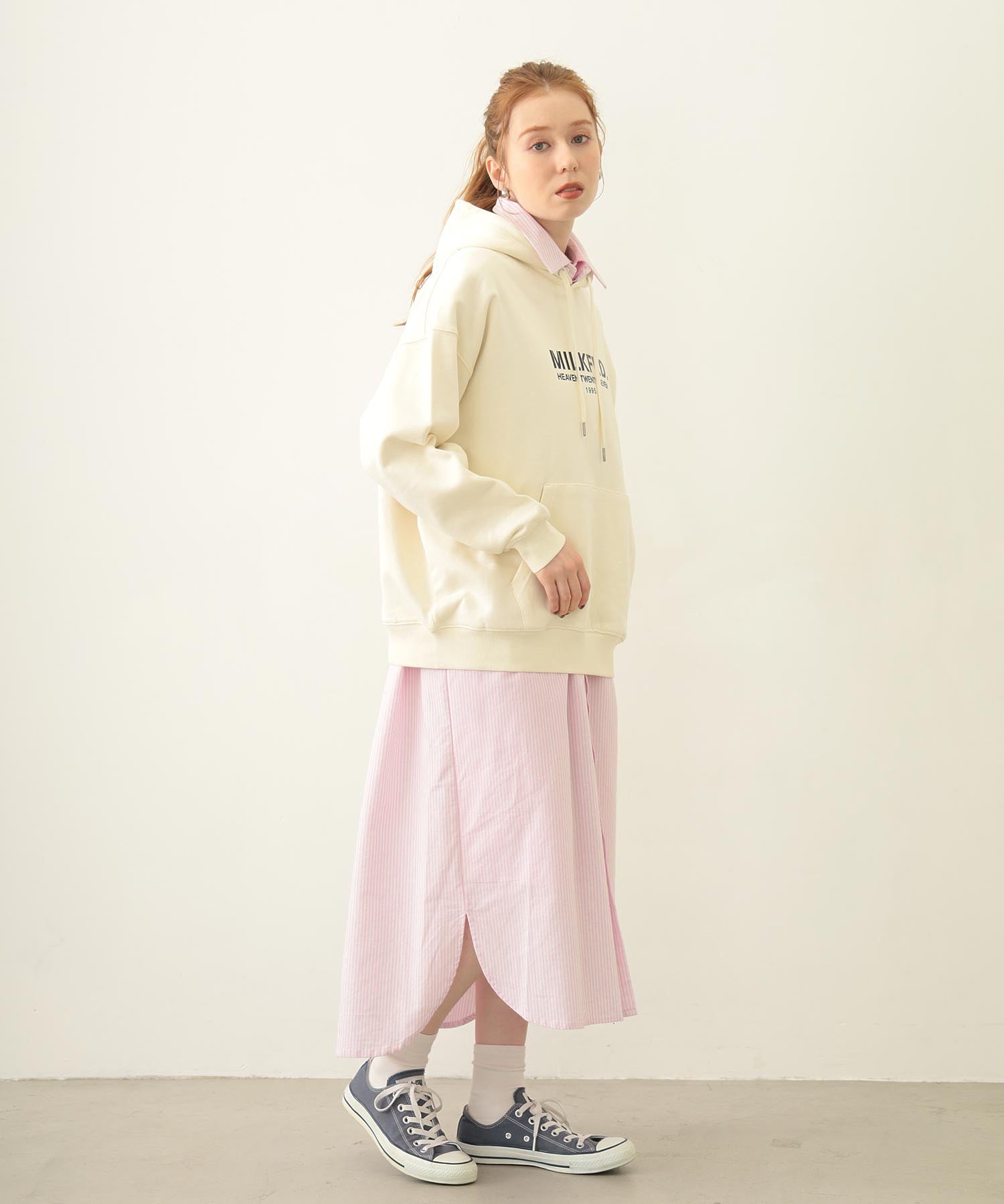 STENCIL LOGO WIDE SWEAT HOODIE