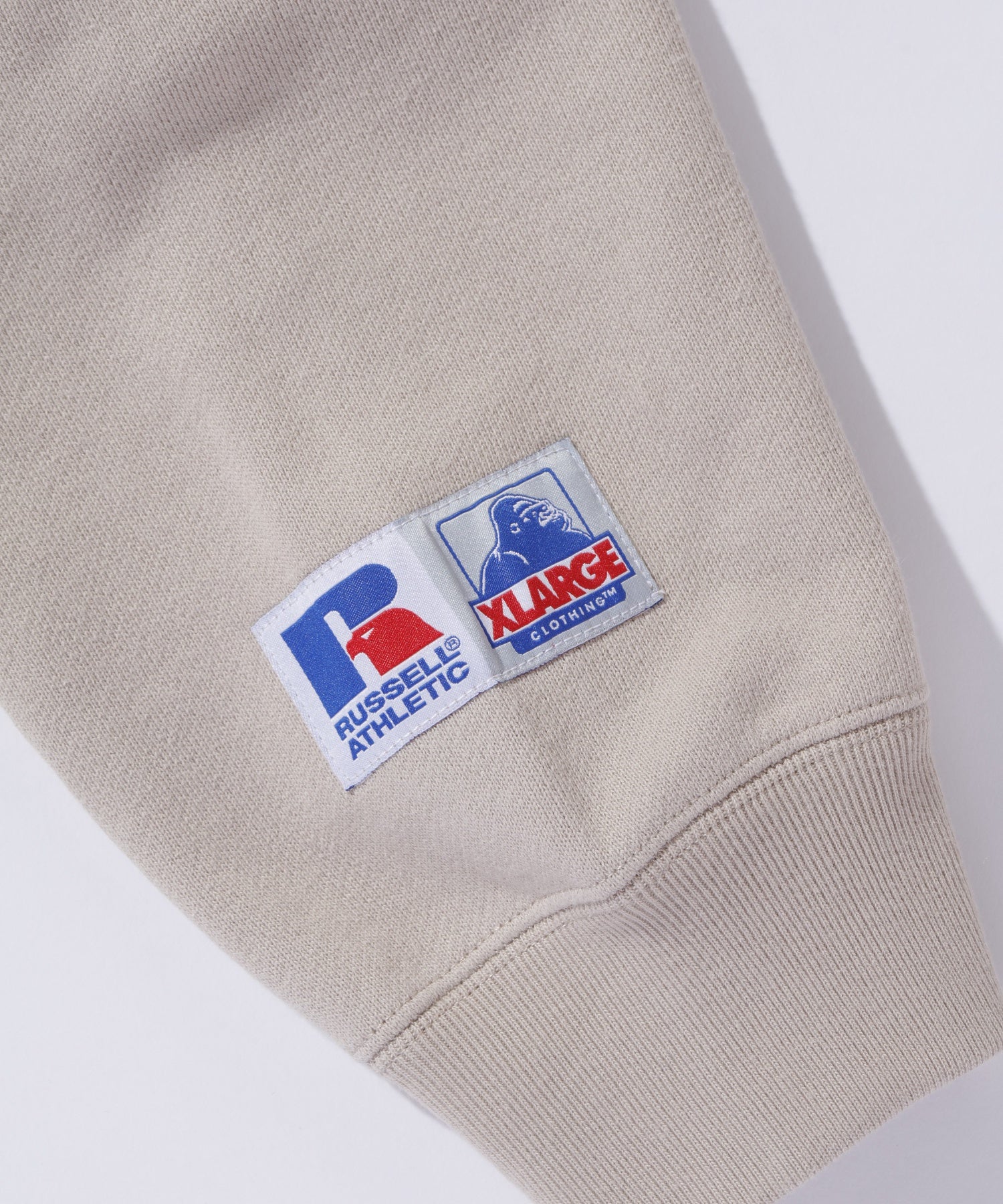 XLARGE×RUSSELL ATHLETIC ZIP UP HOODED SWEATSHIRT