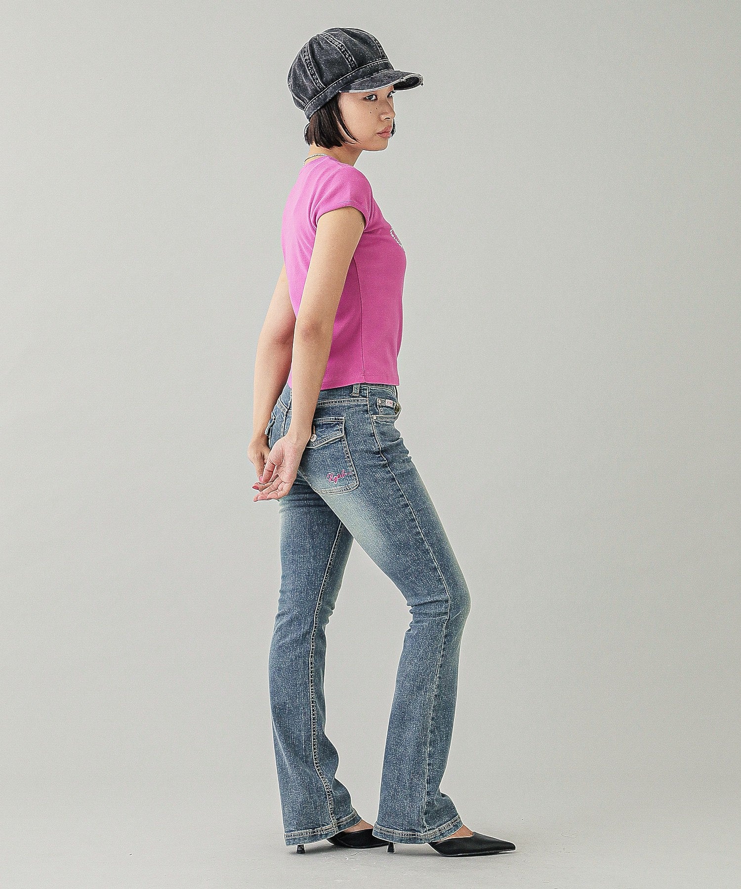 LOW RISE FLARE SKINNY DENIM PANTS