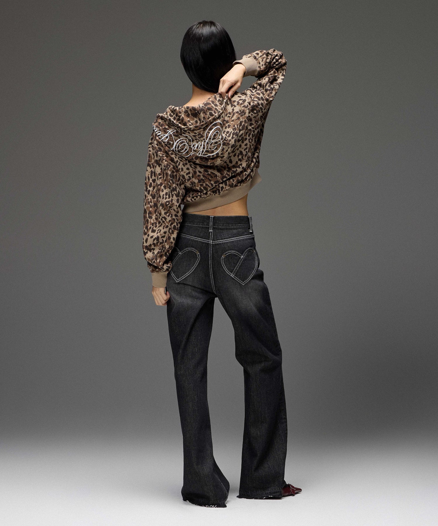HEART POCKET FLARE DENIM PANTS
