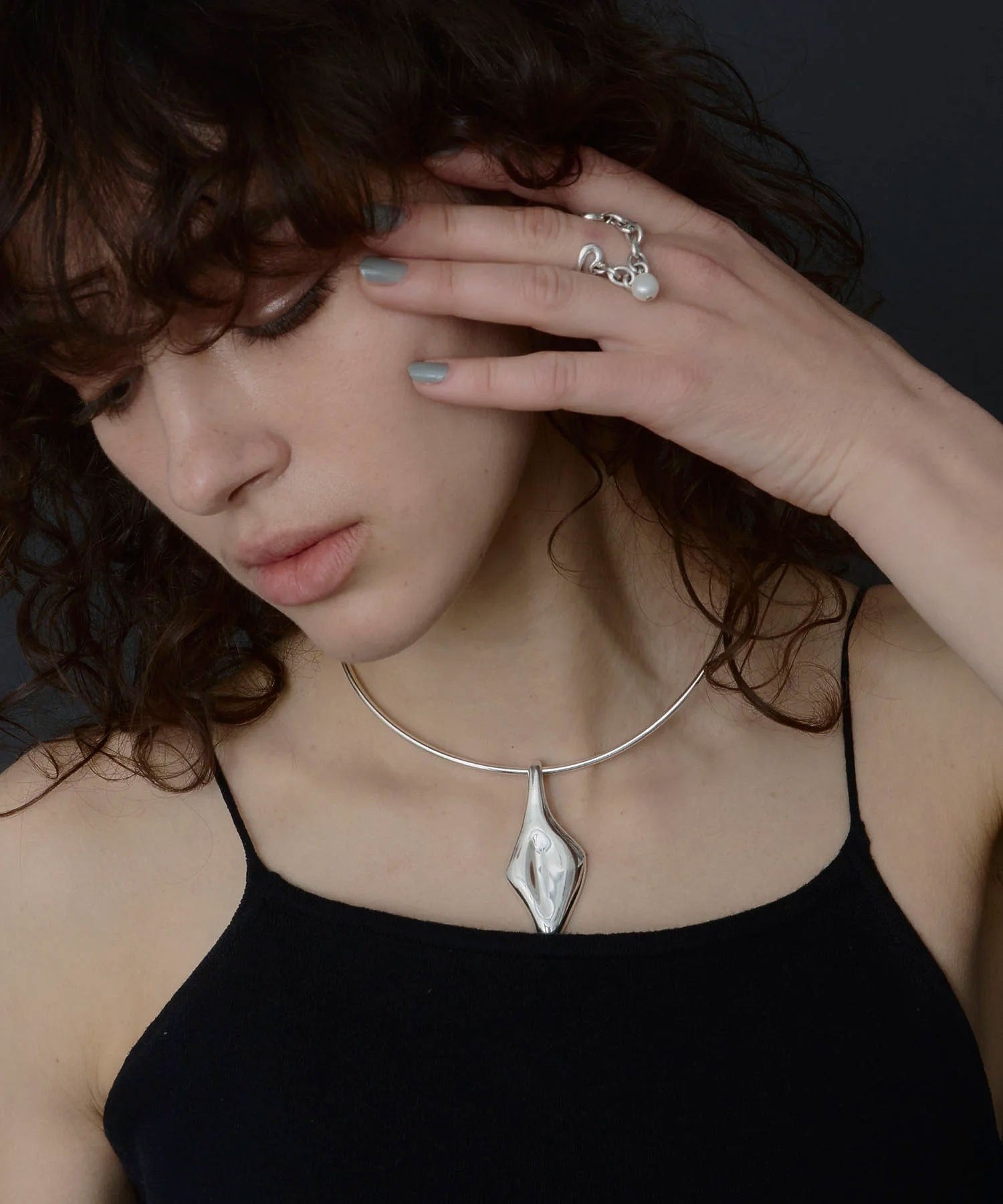 loni/IVY PEARL CHAIN RING