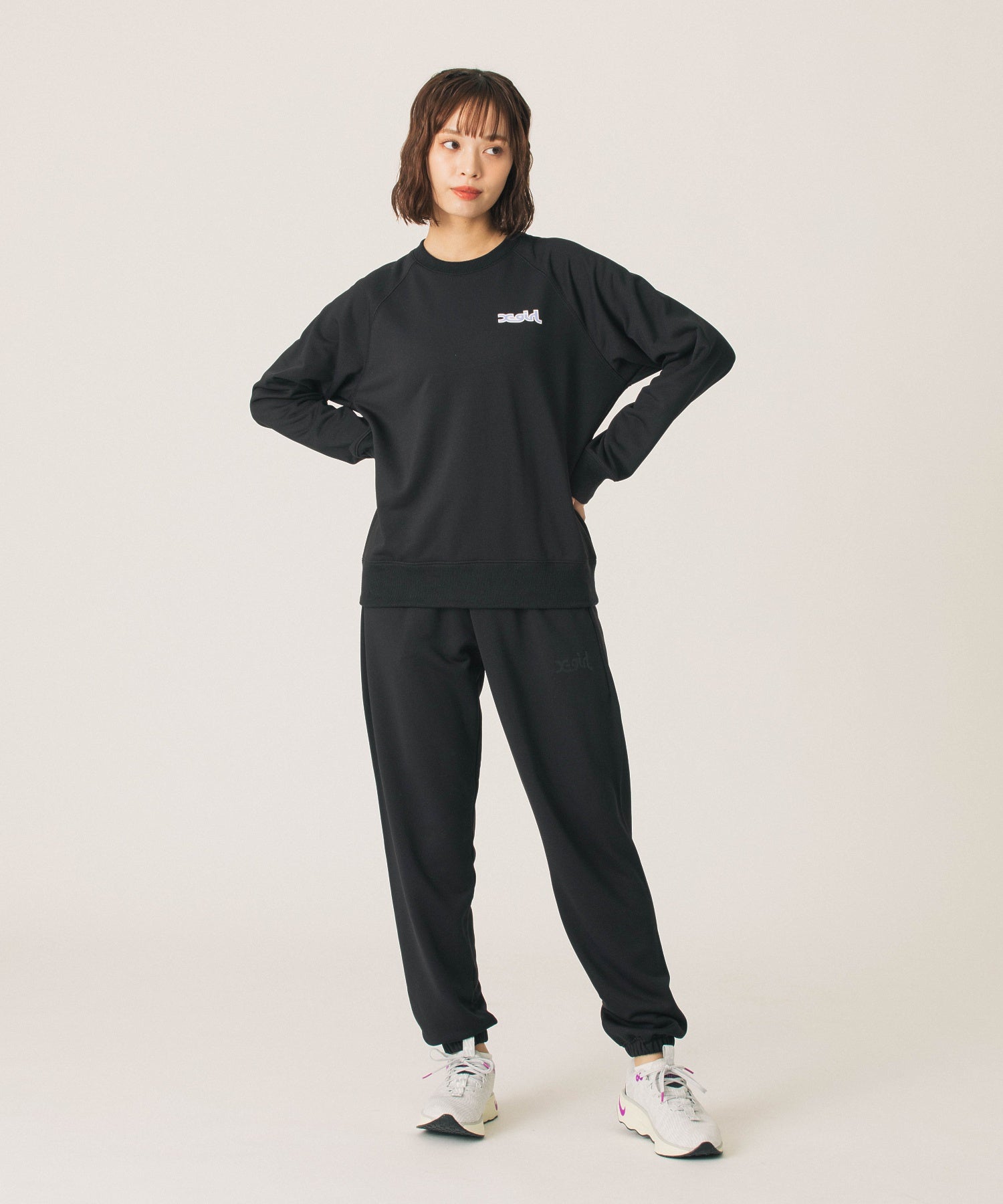 SWEAT PANTS