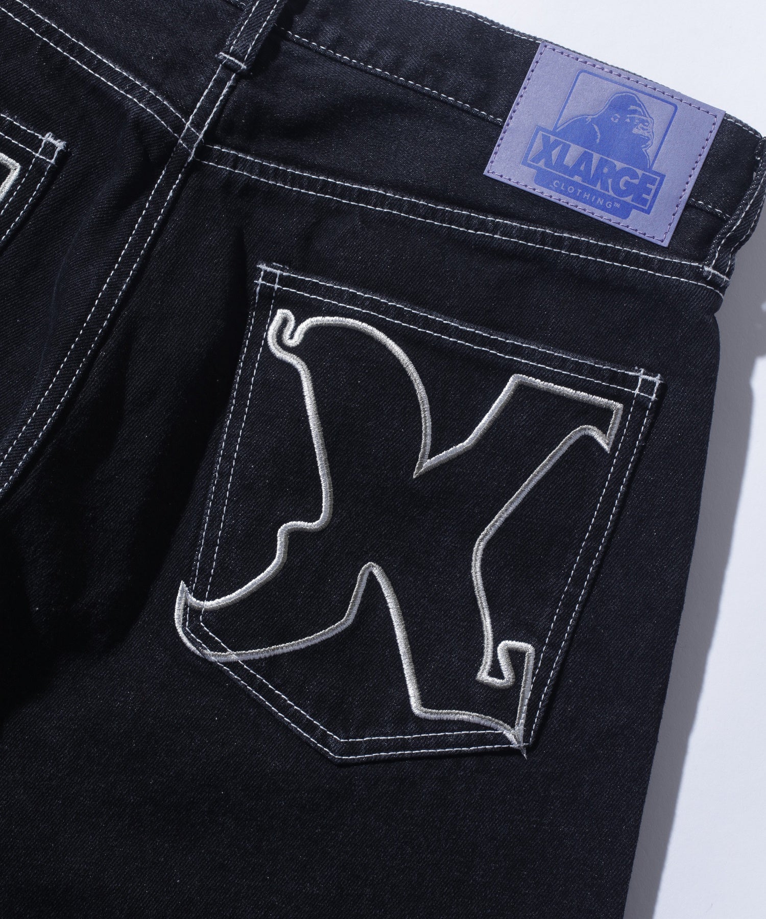 EMBROIDERED DENIM PANTS