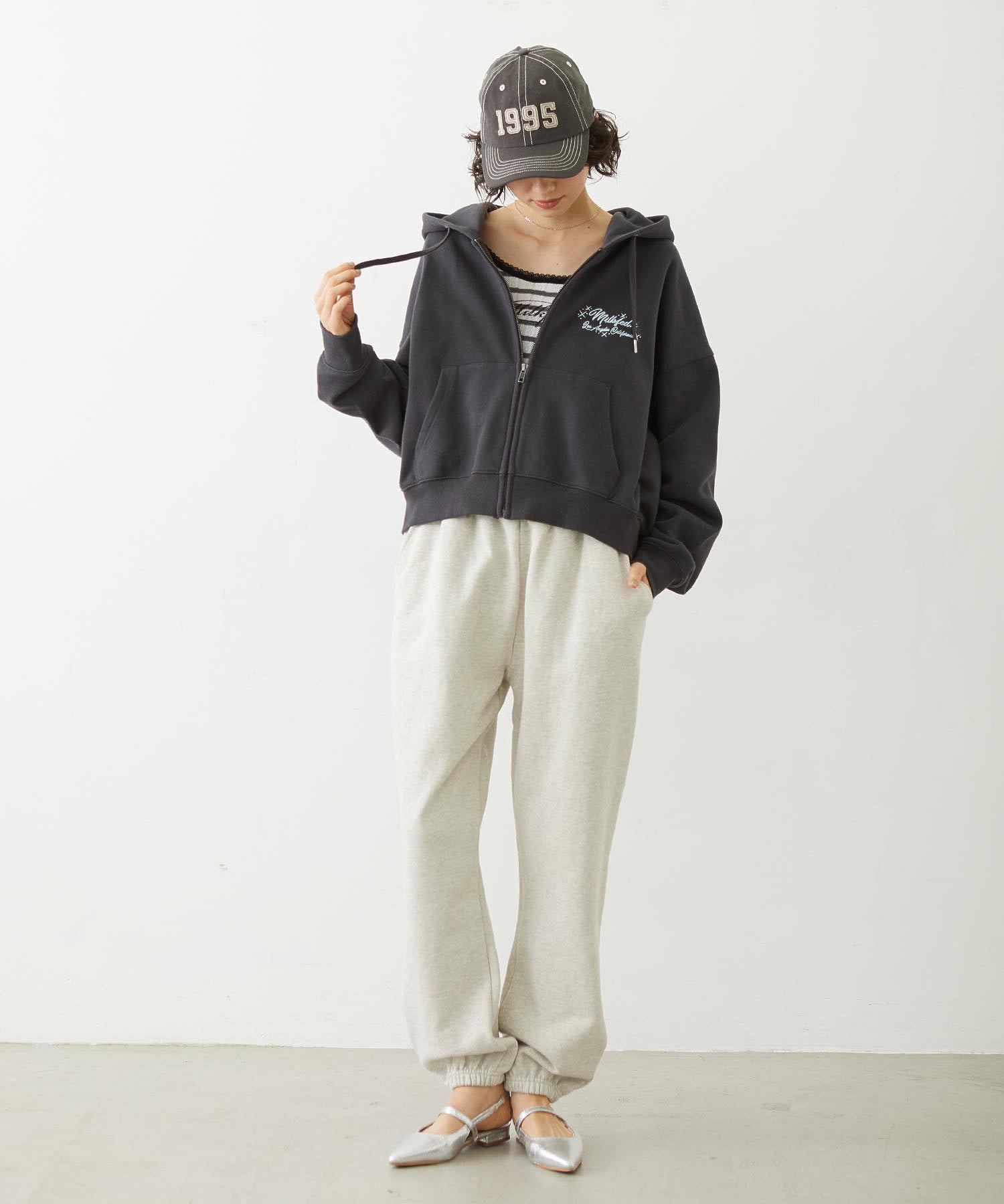 HEART POCKET SWEATPANTS