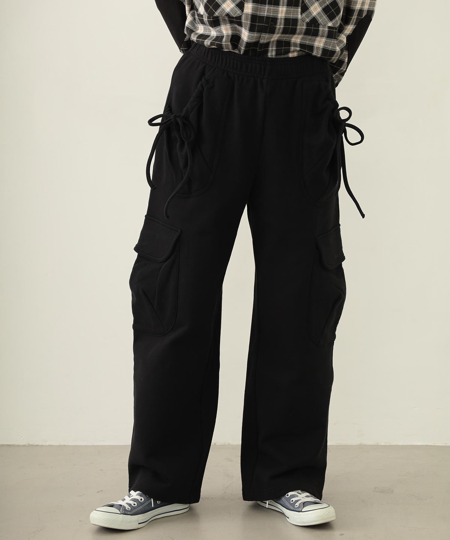 GATHERED POCKET SWEAT CARGO PANTS
