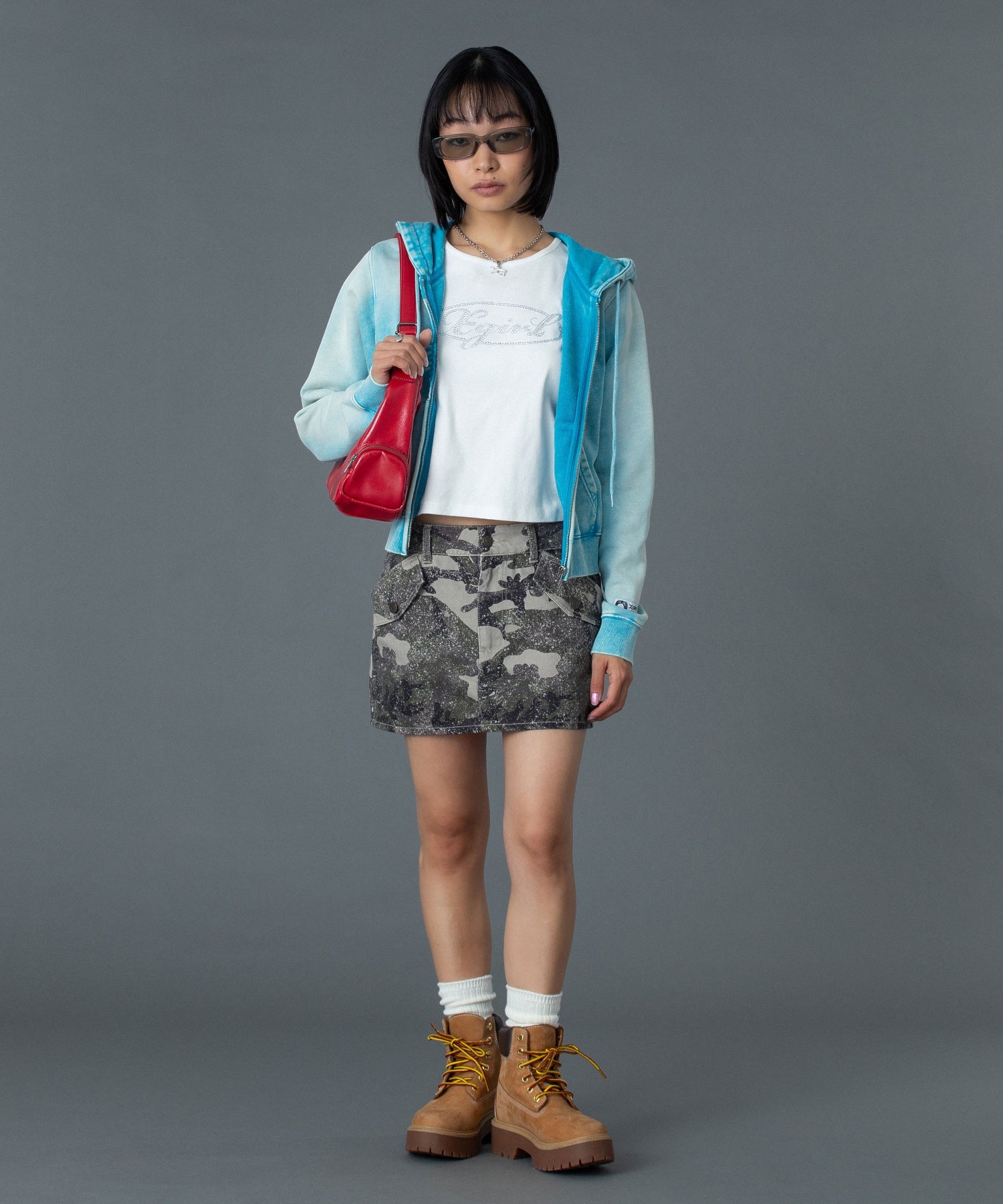 RHINESTONE OVAL CURSIVE LOGO S/S BABY TEE