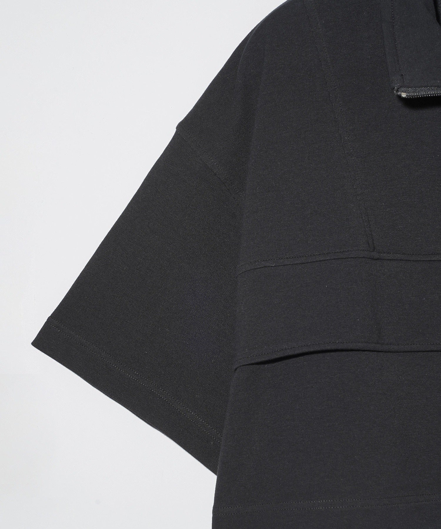 CROPPED ANORAK TOP