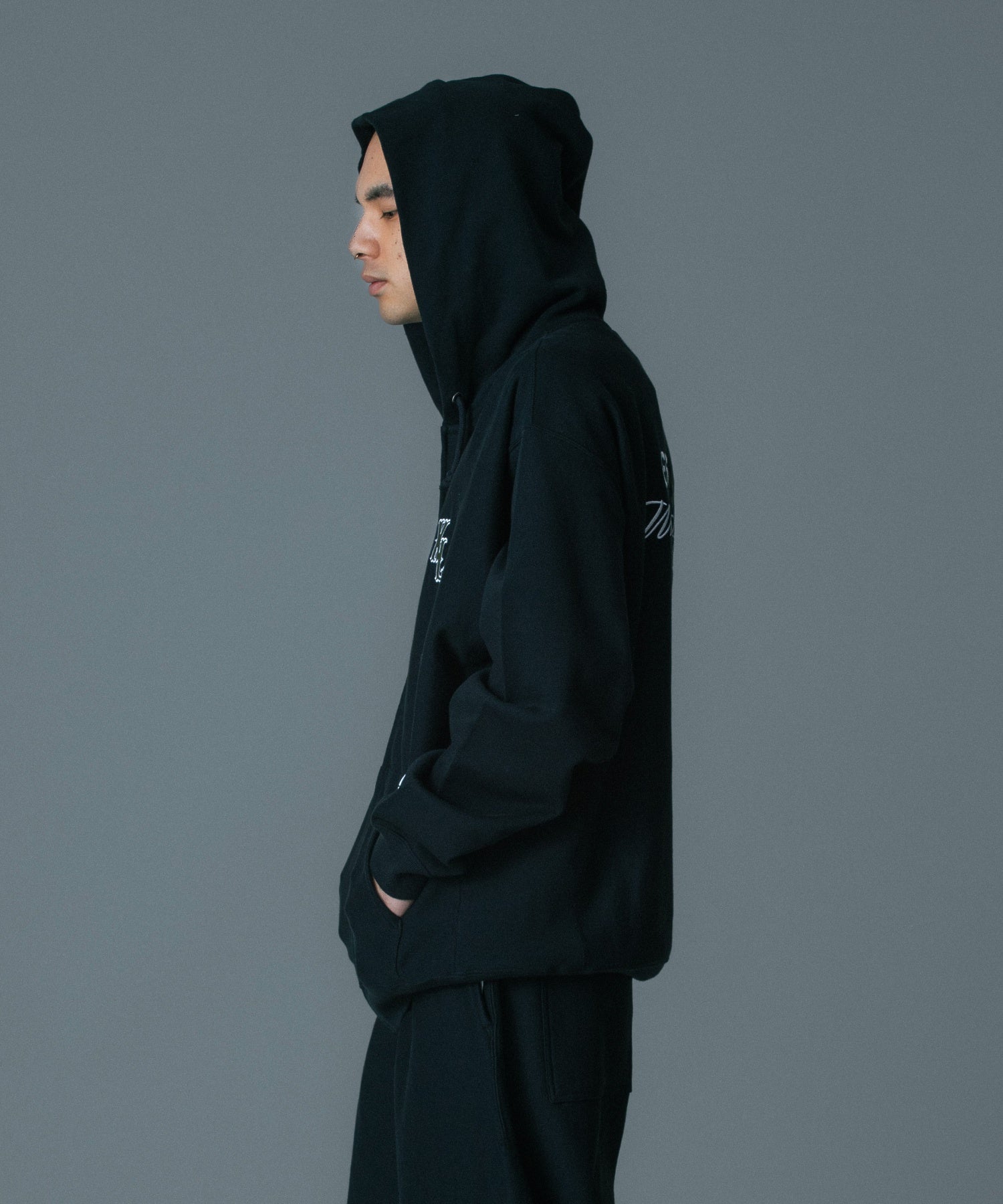 XLARGE×Champion ZIP UP HOODED SWEATSHIRT