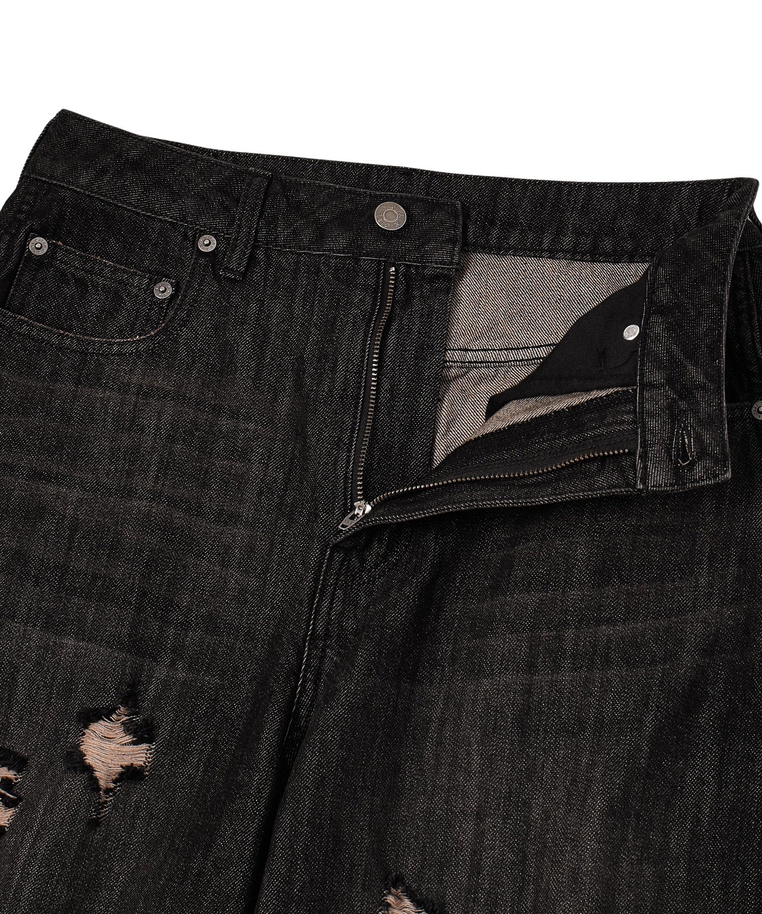 DISTRESSED BAGGY DENIM PANTS