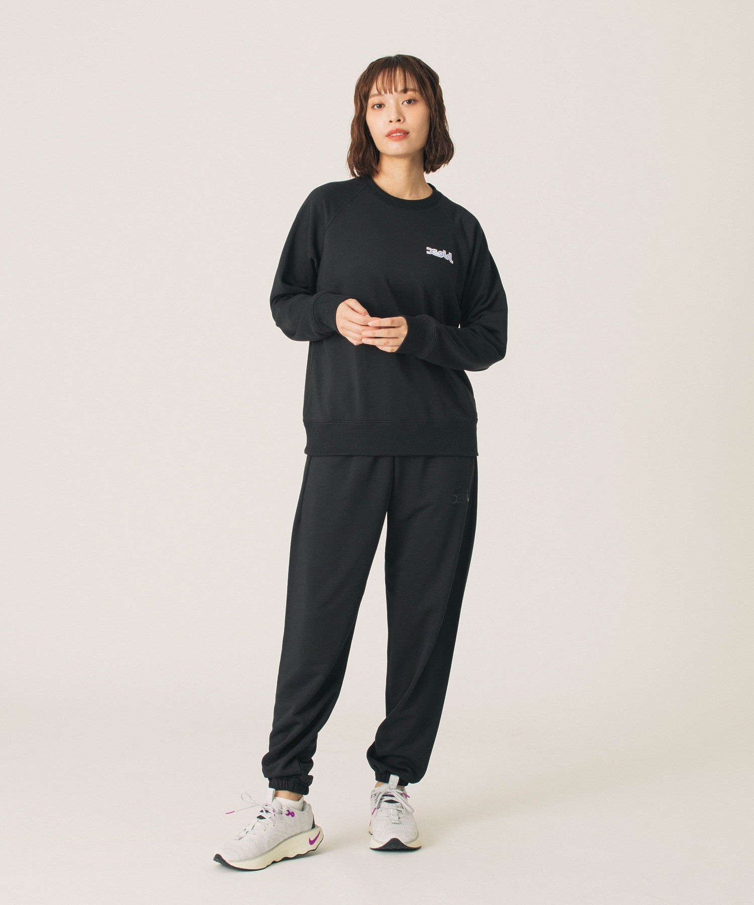 SWEAT PANTS