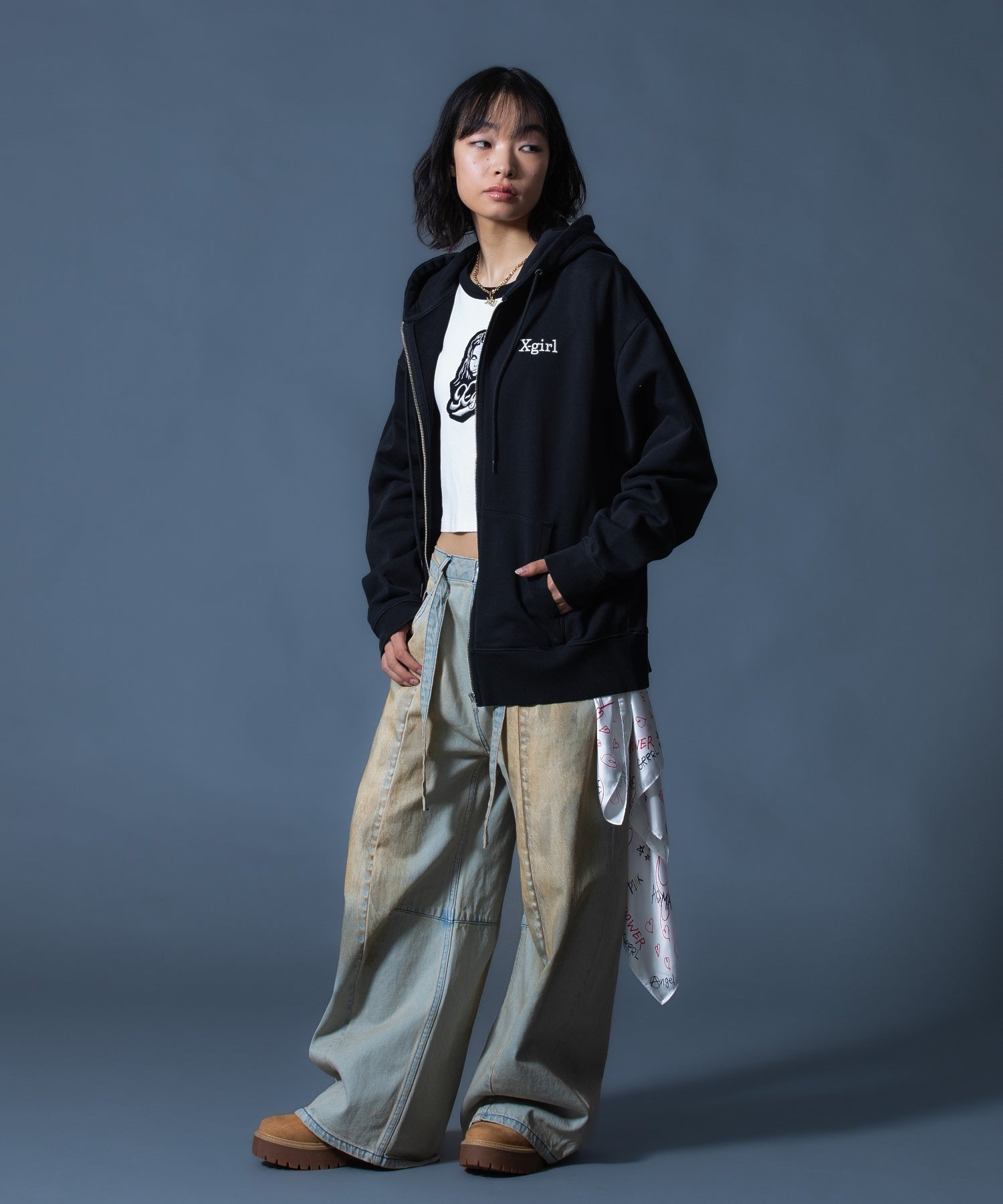 FADED FACE LABEL WIDE BAGGY DENIM PANTS