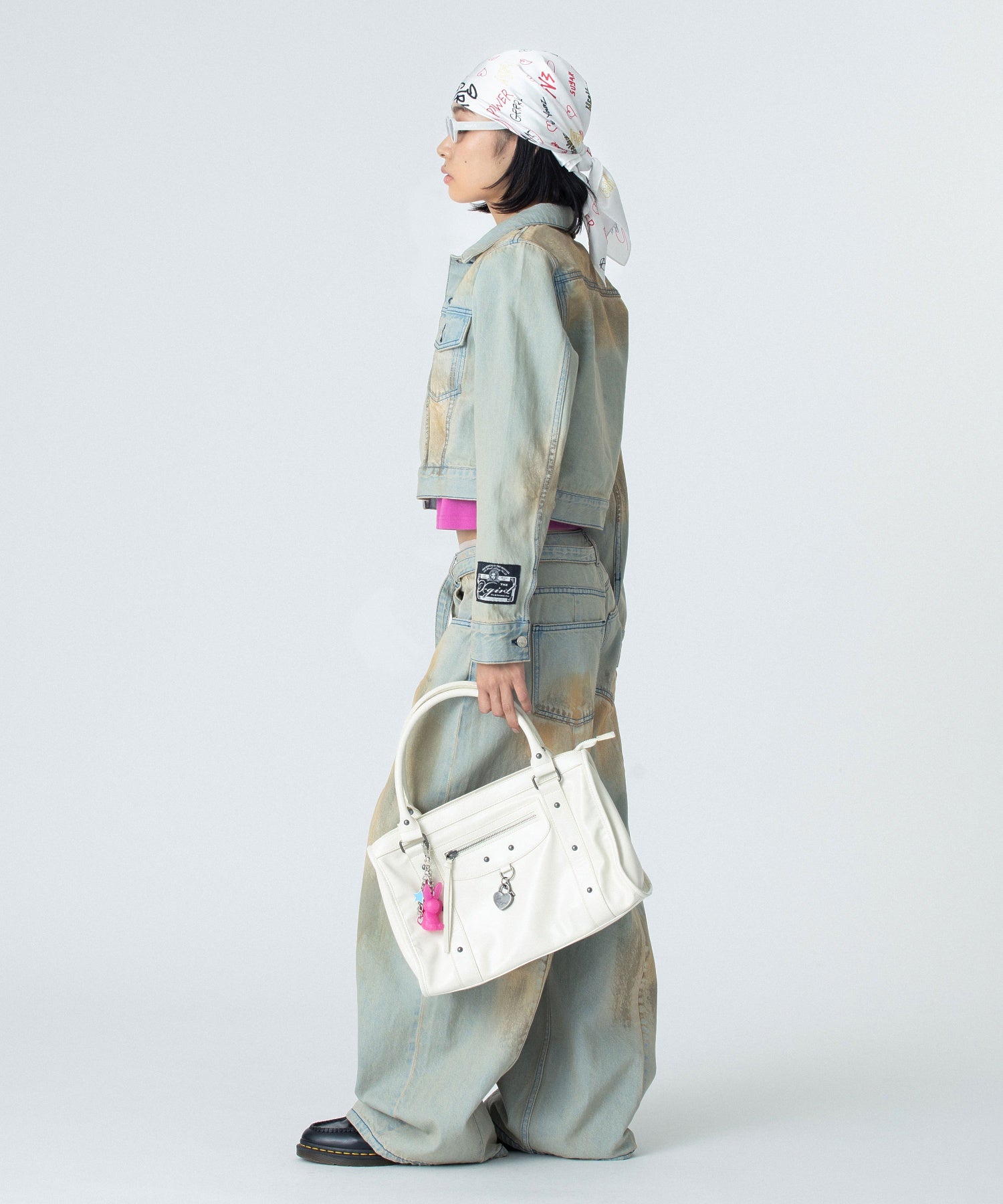 SPRAY AND CURSIVE SCRIPT LOGO S/S BABY TEE