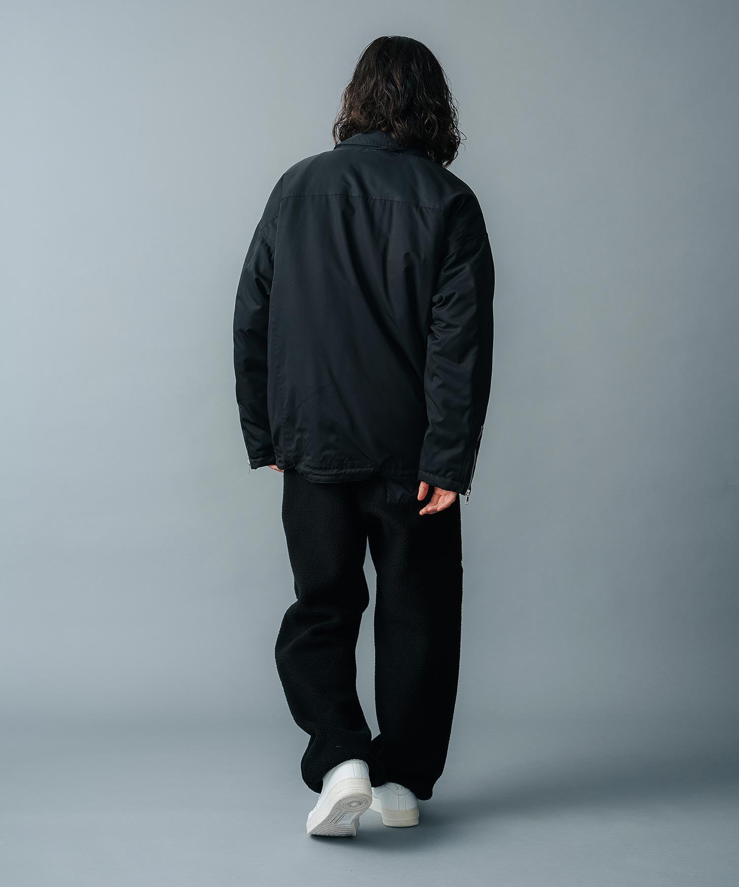 model：H174 着用サイズ：L