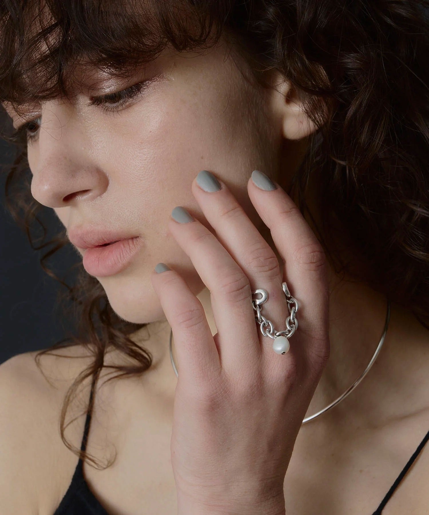 loni/IVY PEARL CHAIN RING
