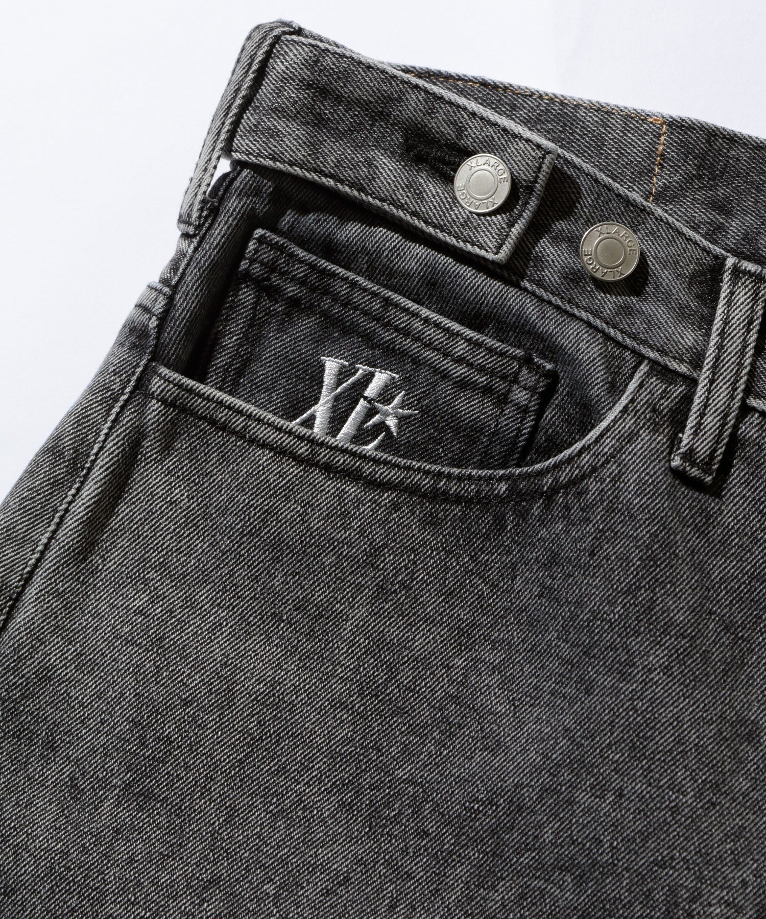 EMBOSSED DENIM PANTS