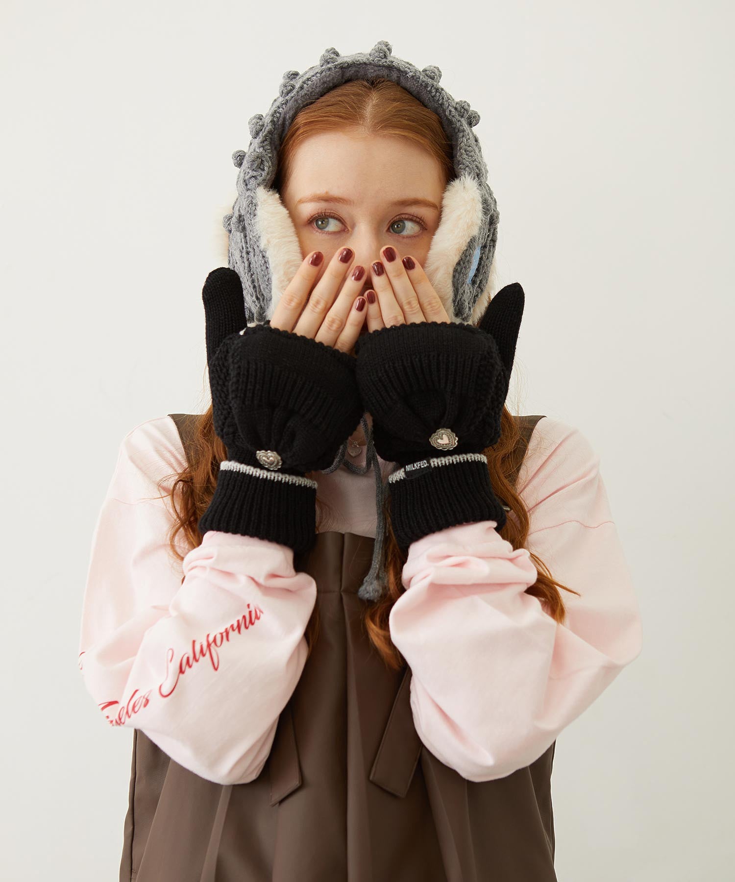 HEART CABLE MITTENS