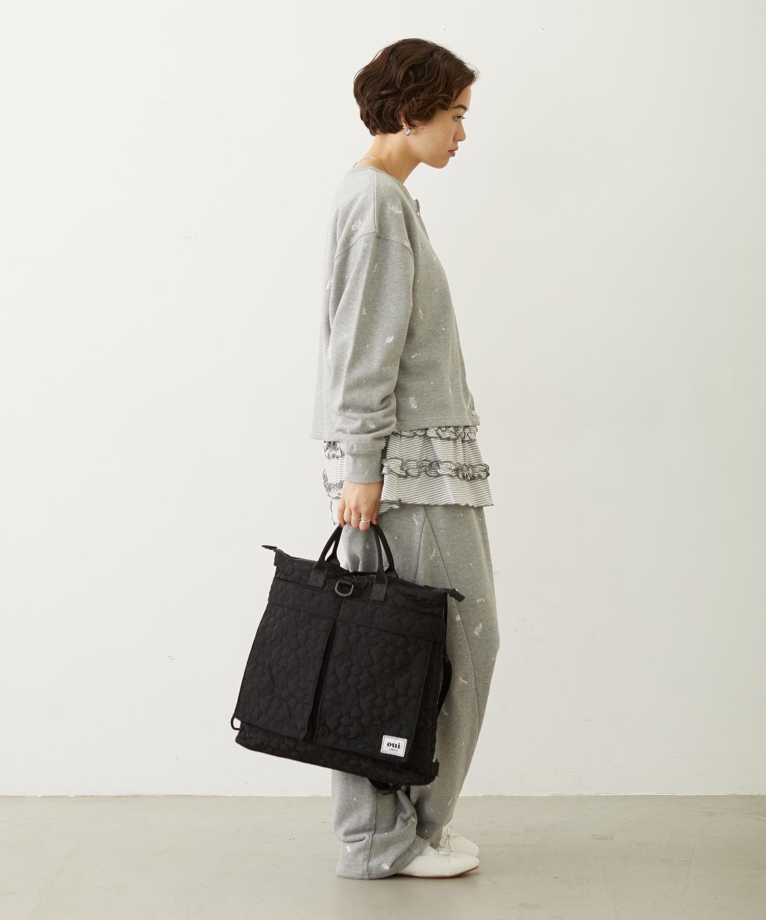 CHERRY QUILTED HELMET BAG