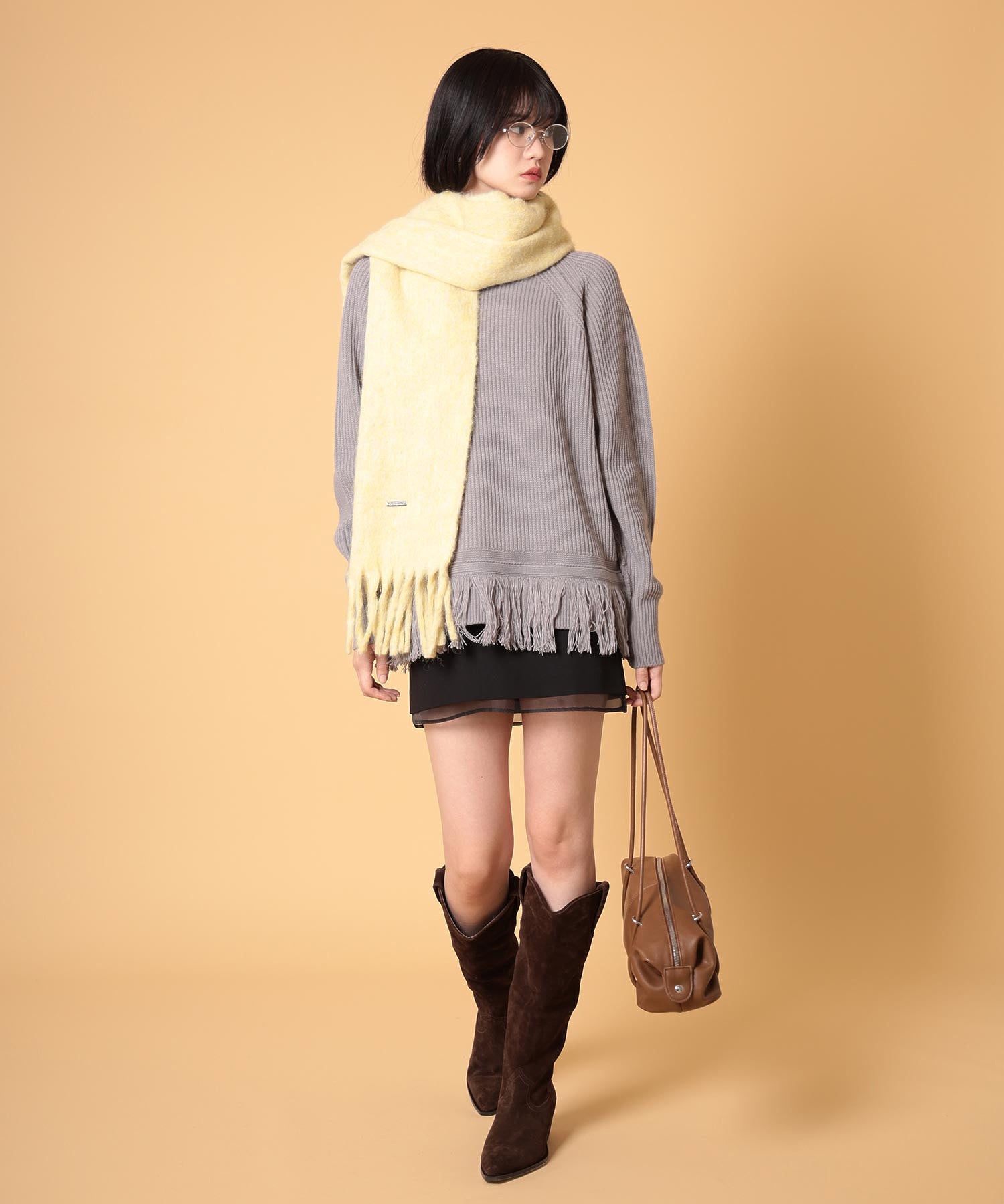 オーバーサイズフリンジニットプルオーバー