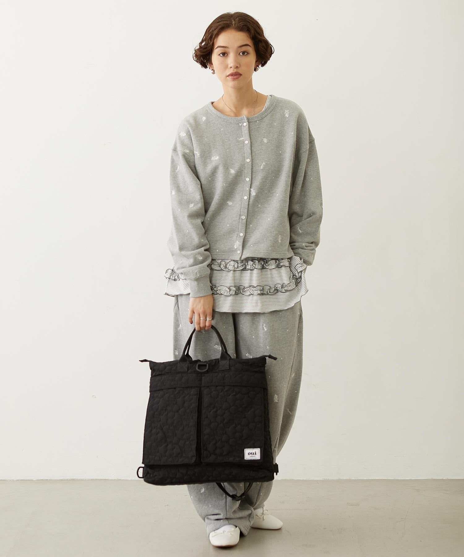CHERRY QUILTED HELMET BAG