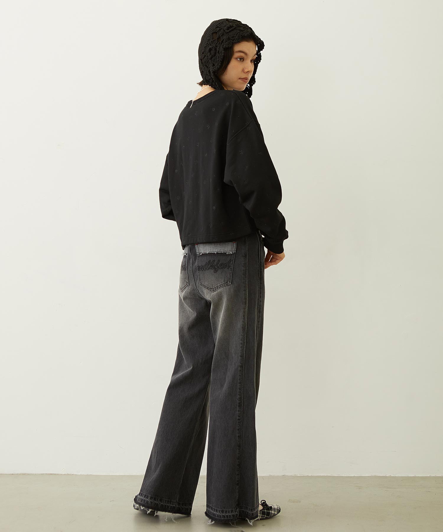 EMBROIDERY SWEAT JACKET