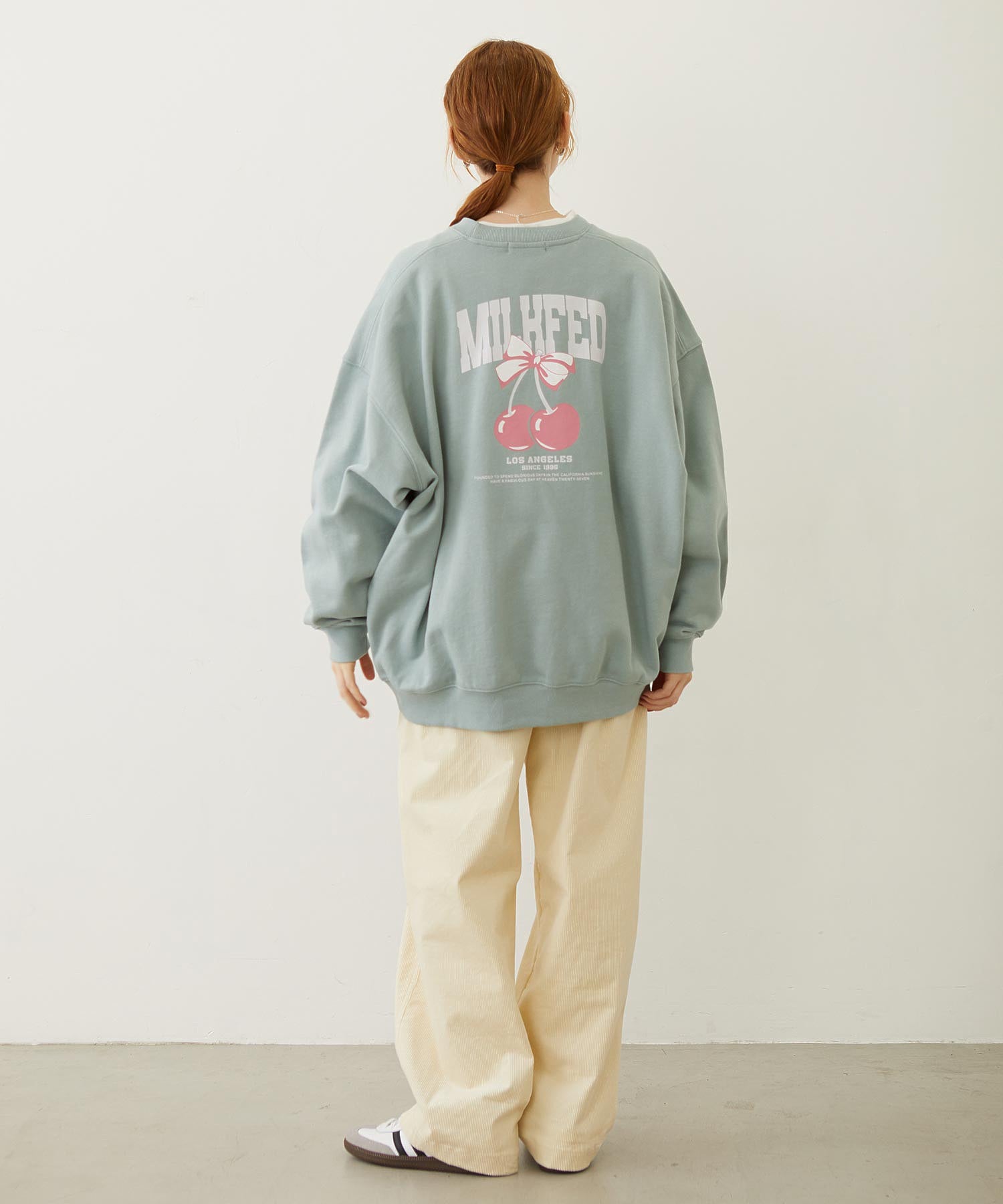 RIBBON AND CHERRY SWEAT TOP