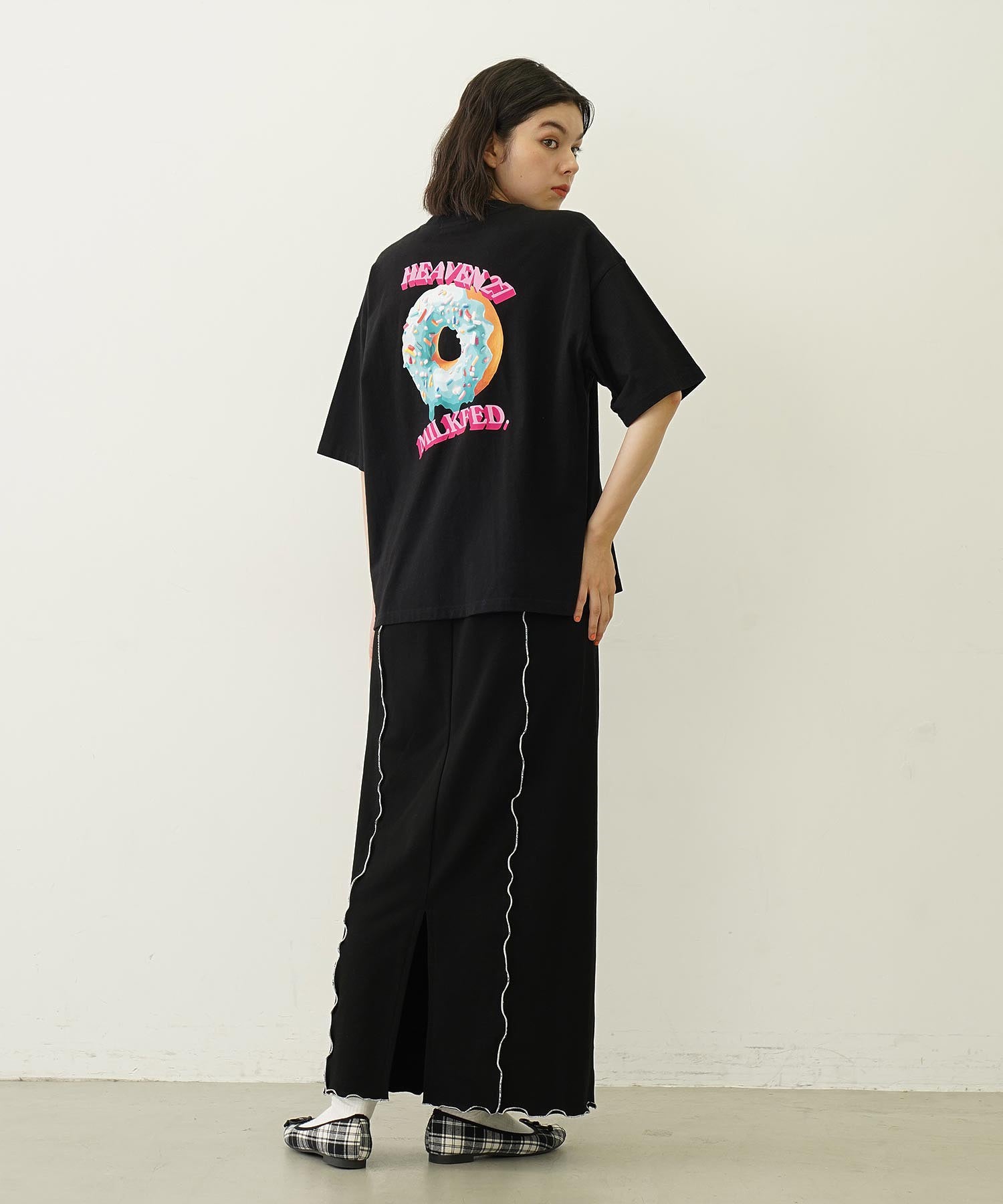 DONUT AND LOGO WIDE S/S TEE