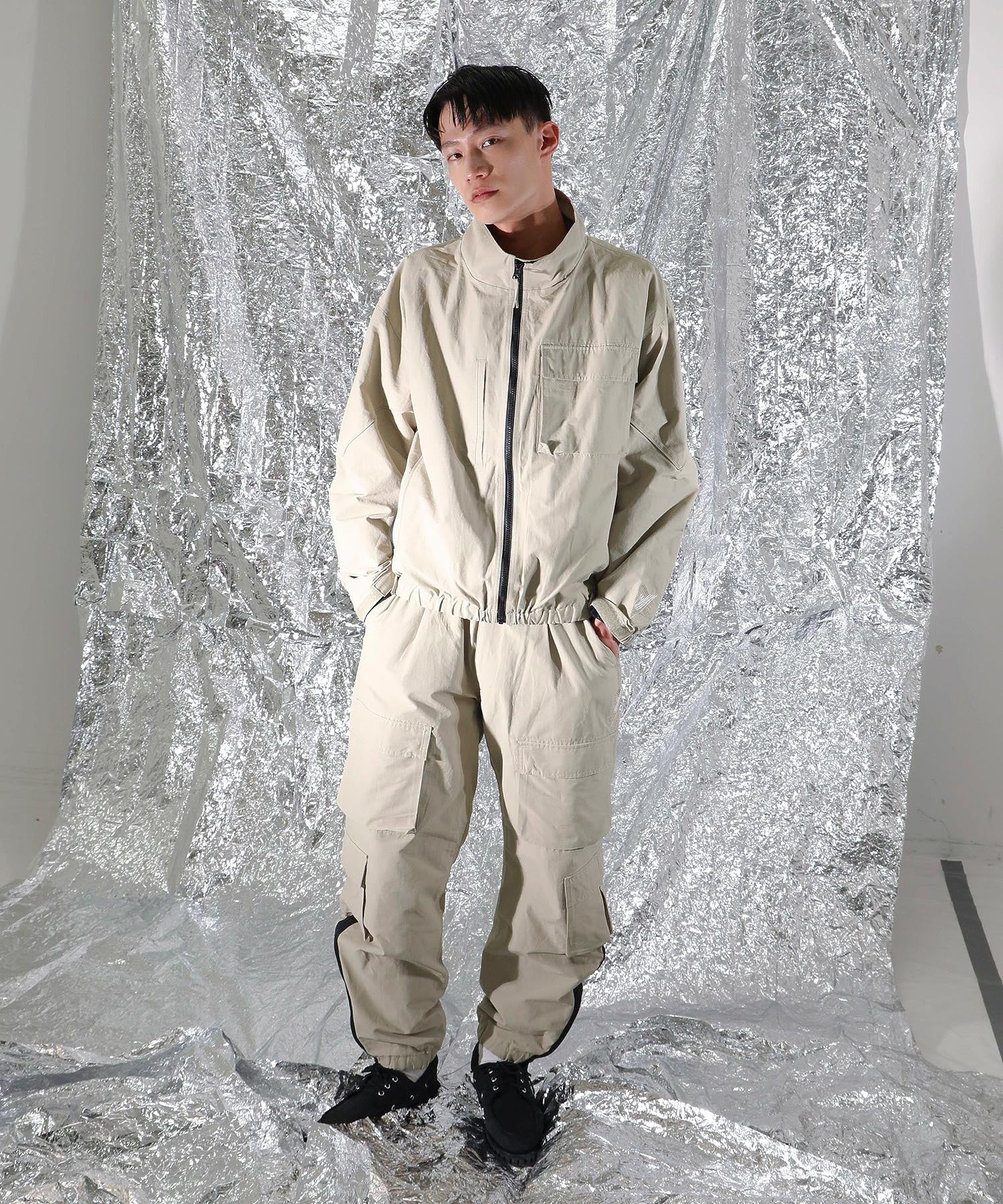 model：H183 着用サイズ：M