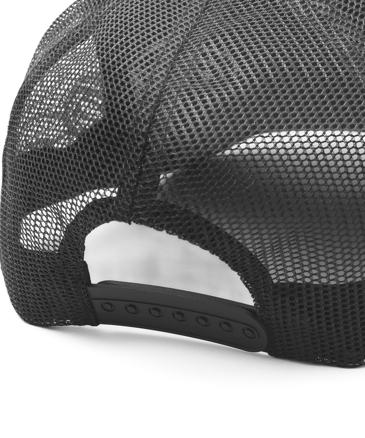 SIDE SCRIPT LOGO TRUCKER CAP