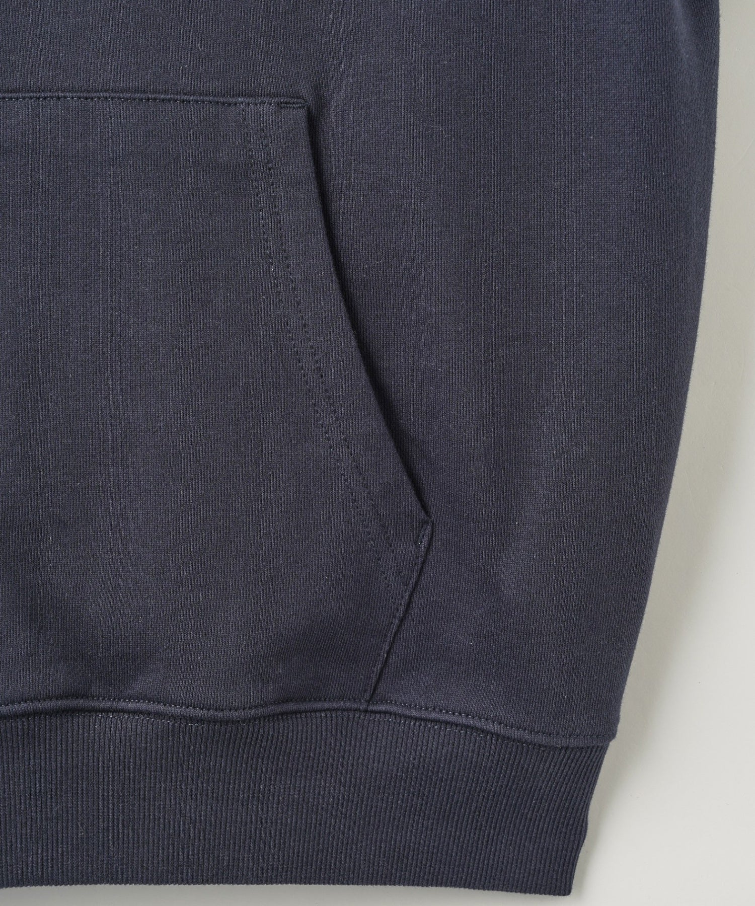 RETRO LOGO FELT PATCH SWEAT HOODIE