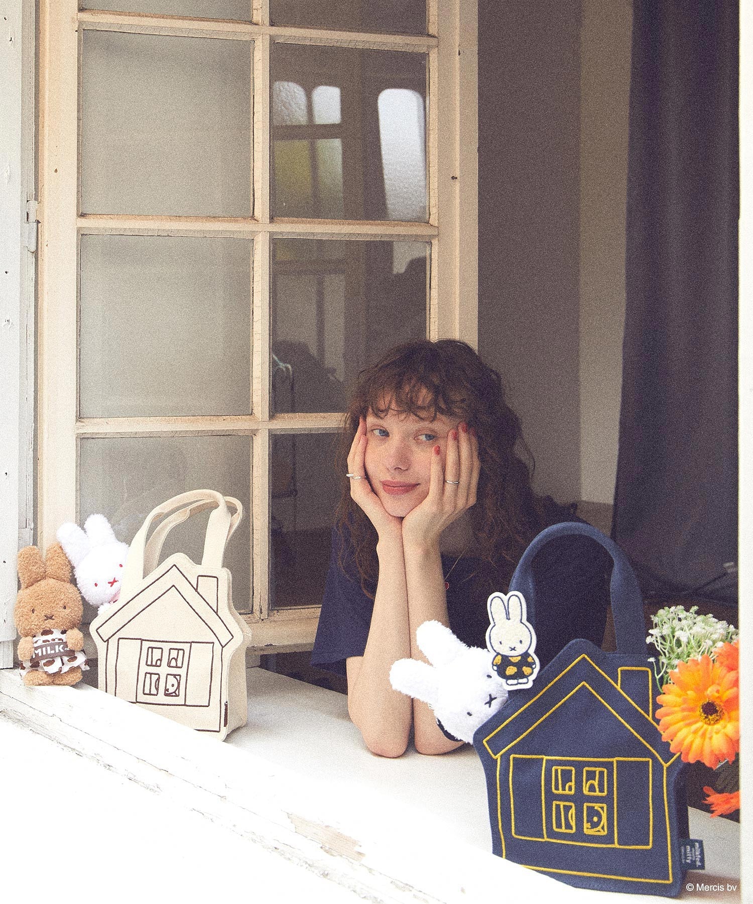 MILKFED. × MIFFY AND MELANIE KEYCHAIN POUCH
