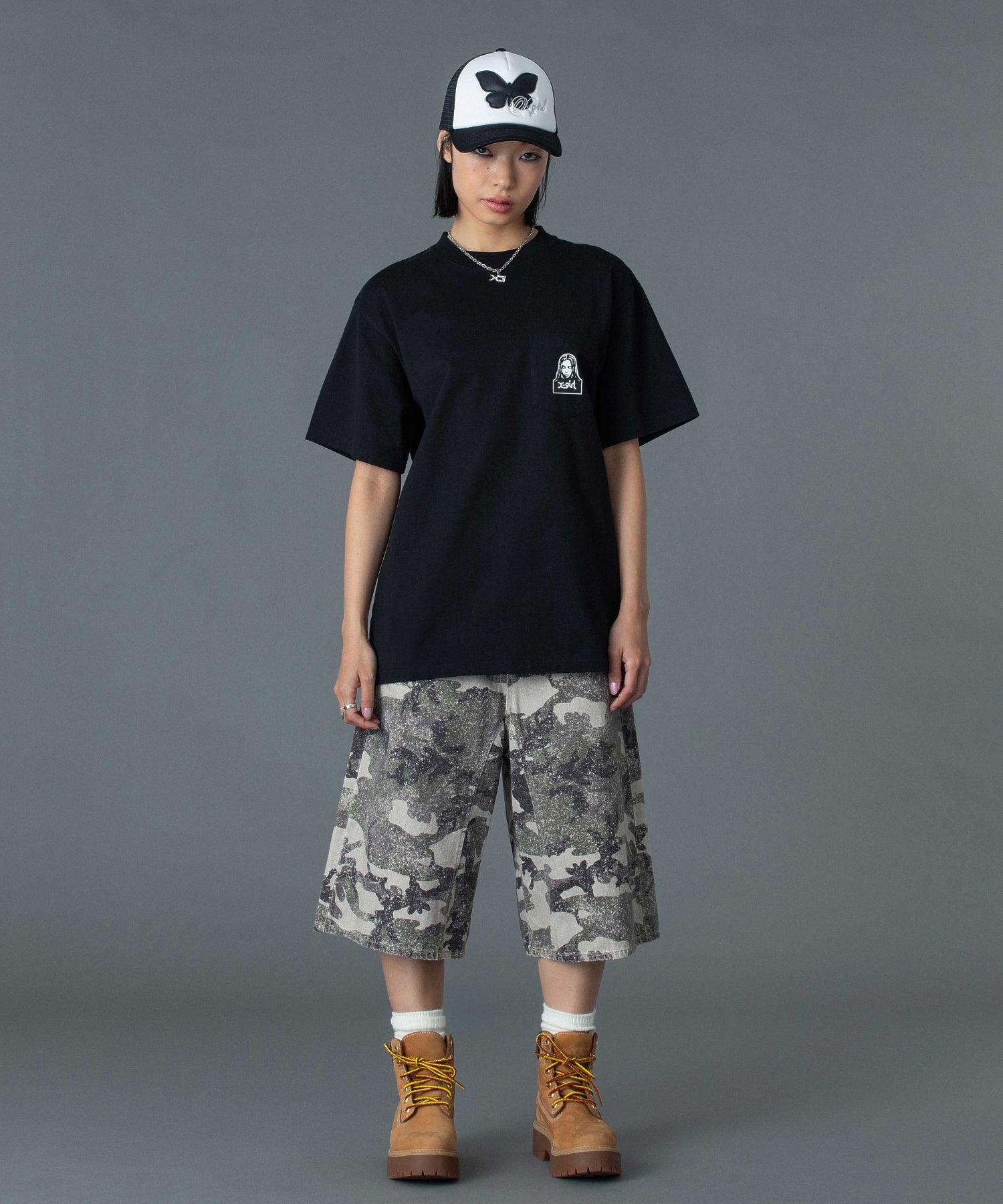 BUTTERFLY PATCH TRUCKER CAP