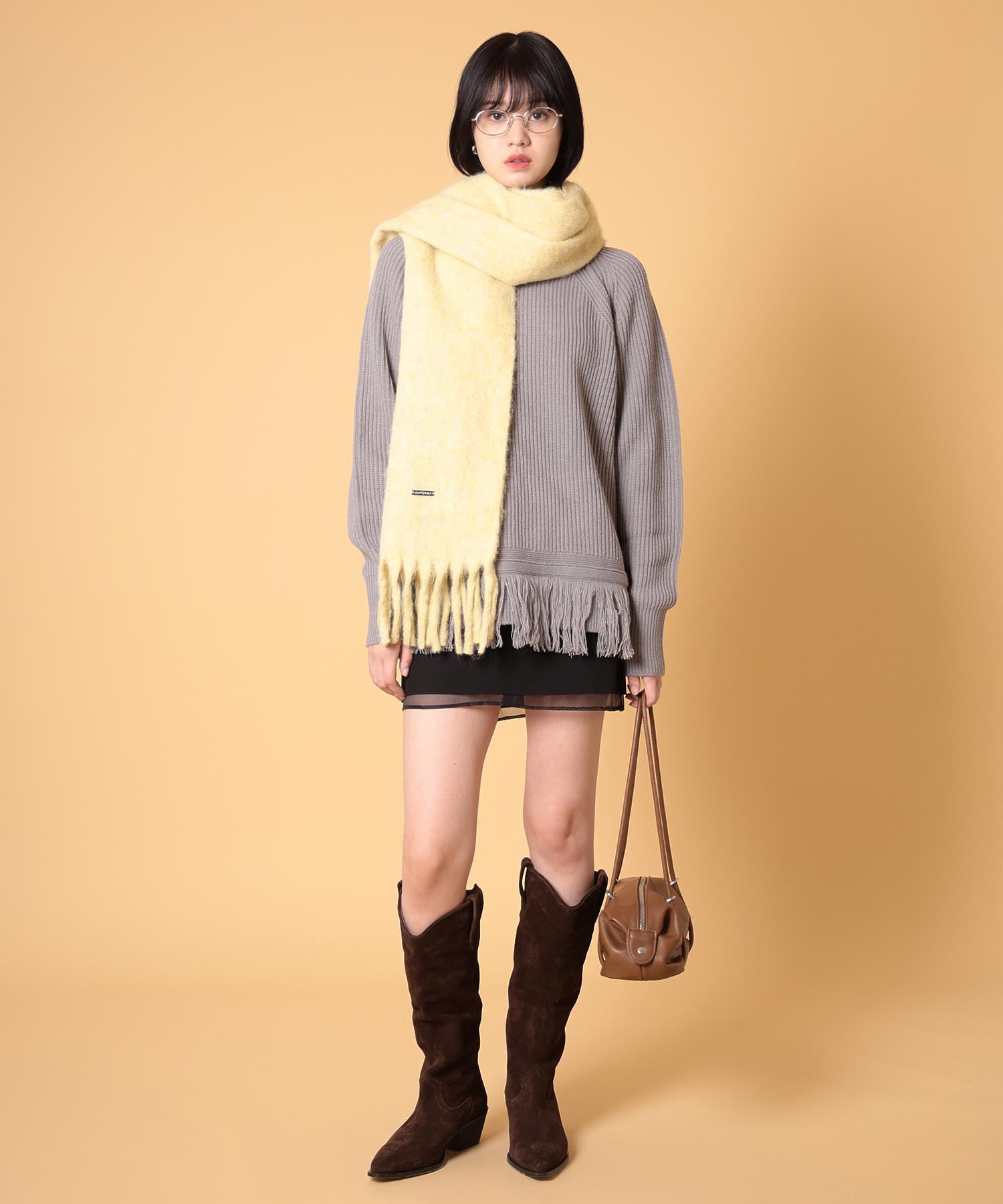 オーバーサイズフリンジニットプルオーバー